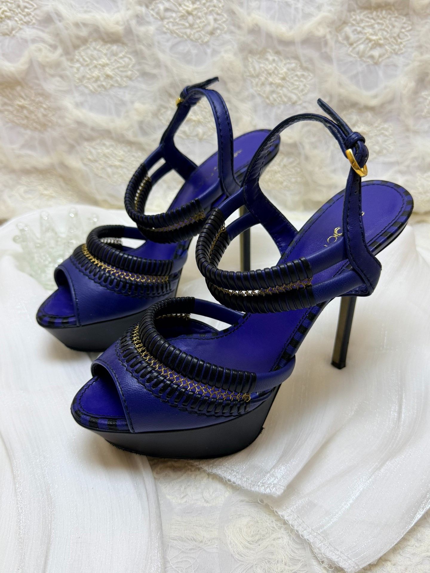 Sergio Rossi Sergio Rossi Knit Blue Sandals us_6-5 Women Size US 6.5 / IT 36.5 - 1 Thumbnail