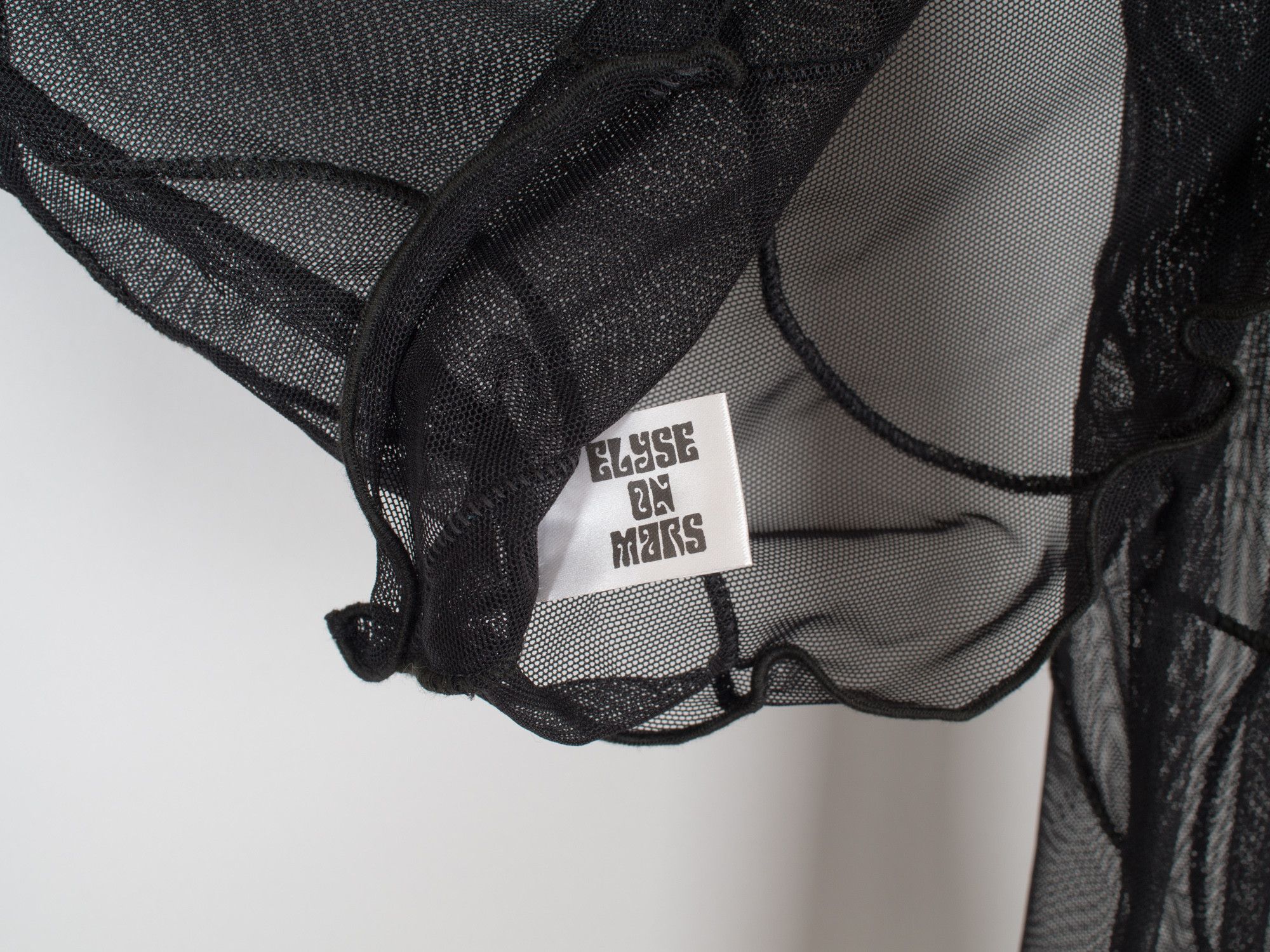 Vintage Elyse on Mars Sheer Mesh Cropped Long Sleeve Top Size M / US 6-8 / IT 42-44 - 7 Thumbnail