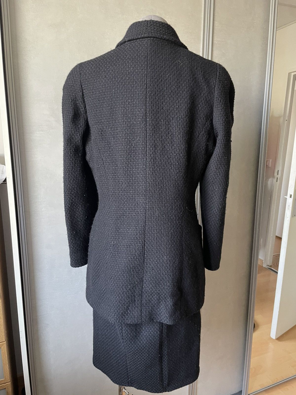 Chanel CHANEL Tweed suit vintage jacket and skirt Size M / US 6-8 / IT 42-44 - 7 Thumbnail