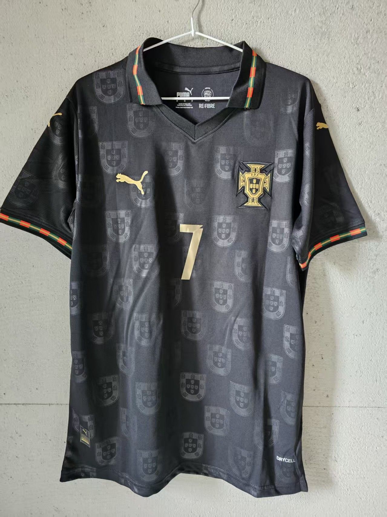 Other 2025 2026 Portugal #7 C Ronaldo Jersey Away Size US XL / EU 56 / 4 - 1 Thumbnail