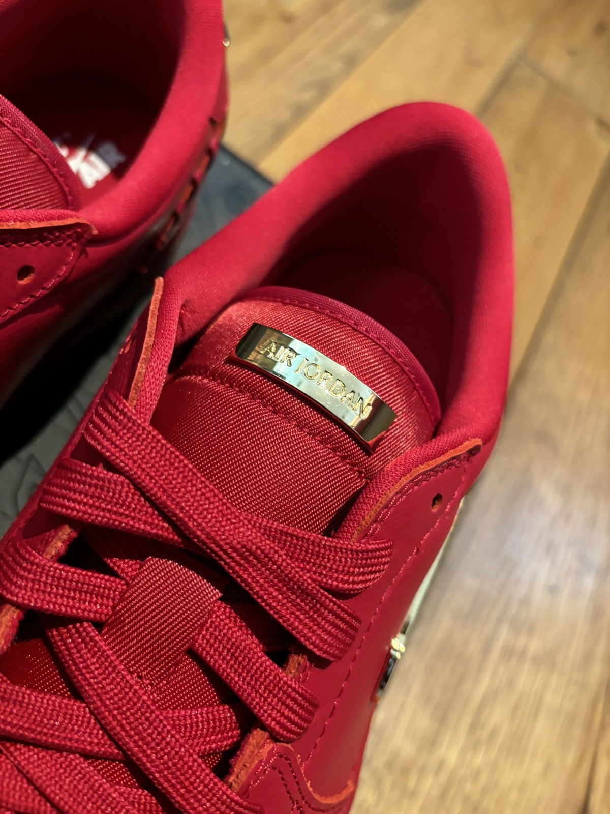 Jordan Brand × Nike Jordan 1 Low Method of Make Gym Red Metallic Gold Size US 10.5 / EU 43-44 - 5 Thumbnail