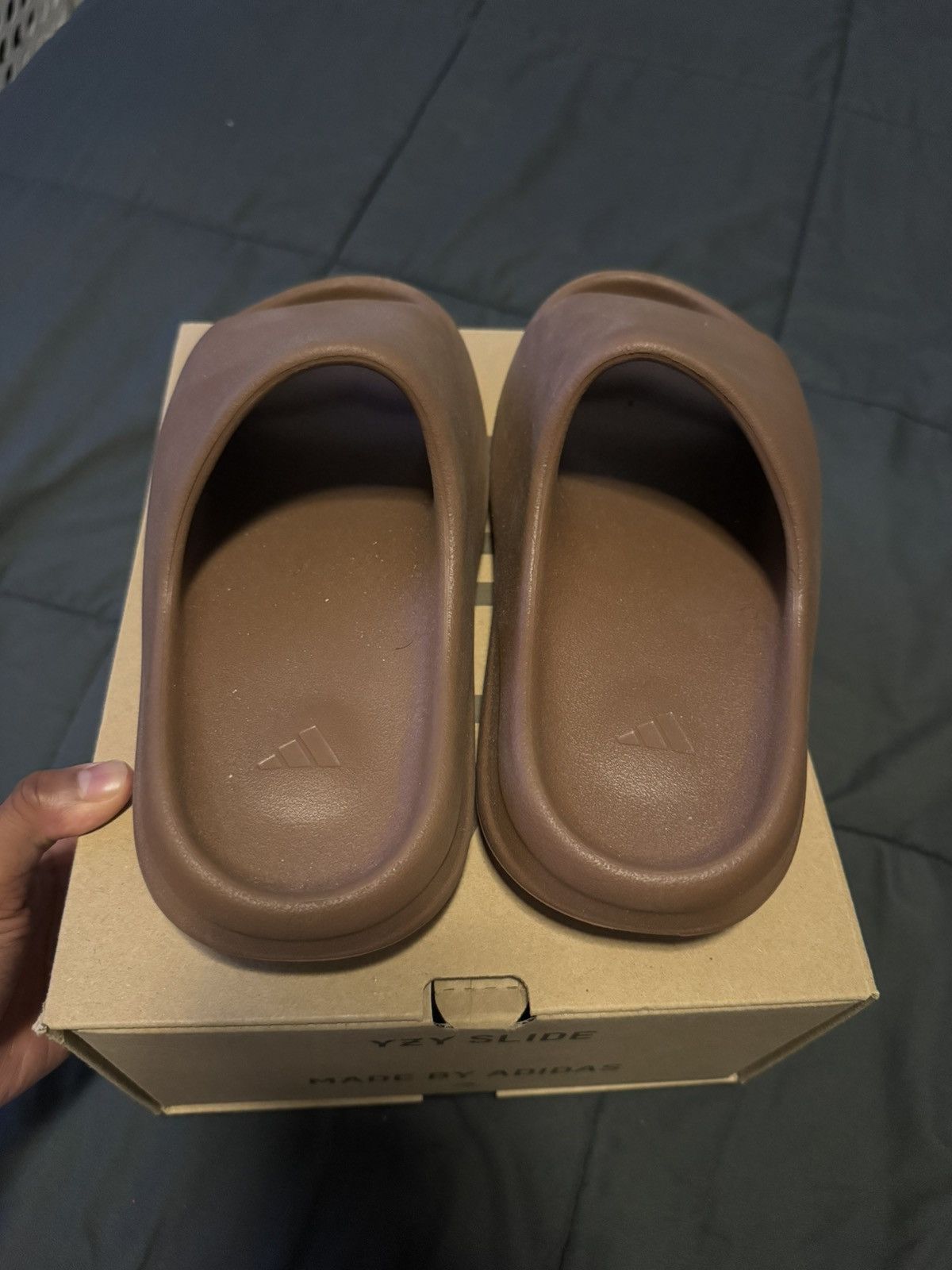 Adidas adidas Yeezy Slide “Flax” Size US 8 / EU 41 - 3 Thumbnail
