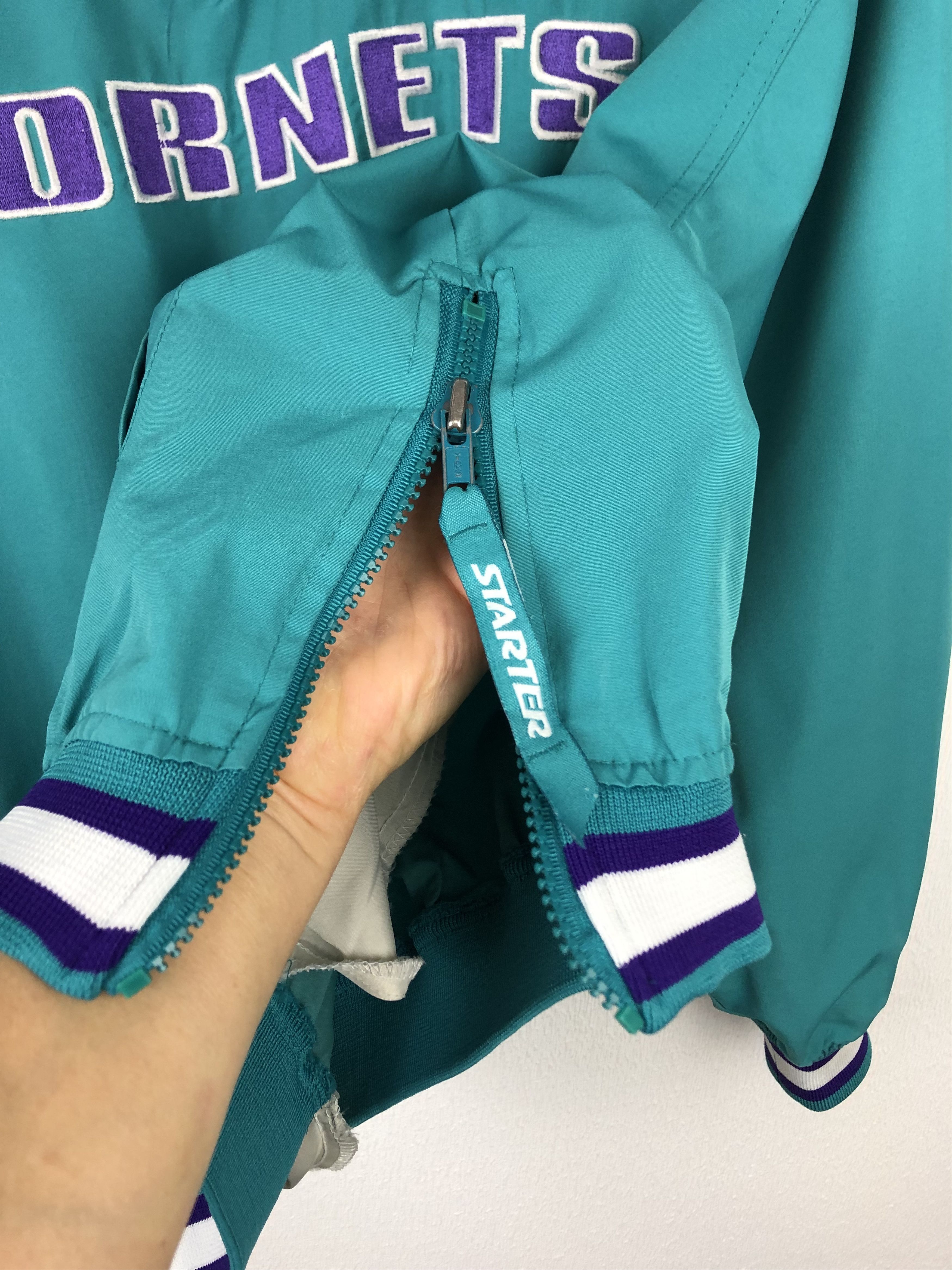 Starter Vintage Starter Charlotte Hornest Jacket Bomber Windbreaker Size M / US 6-8 / IT 42-44 - 5 Thumbnail