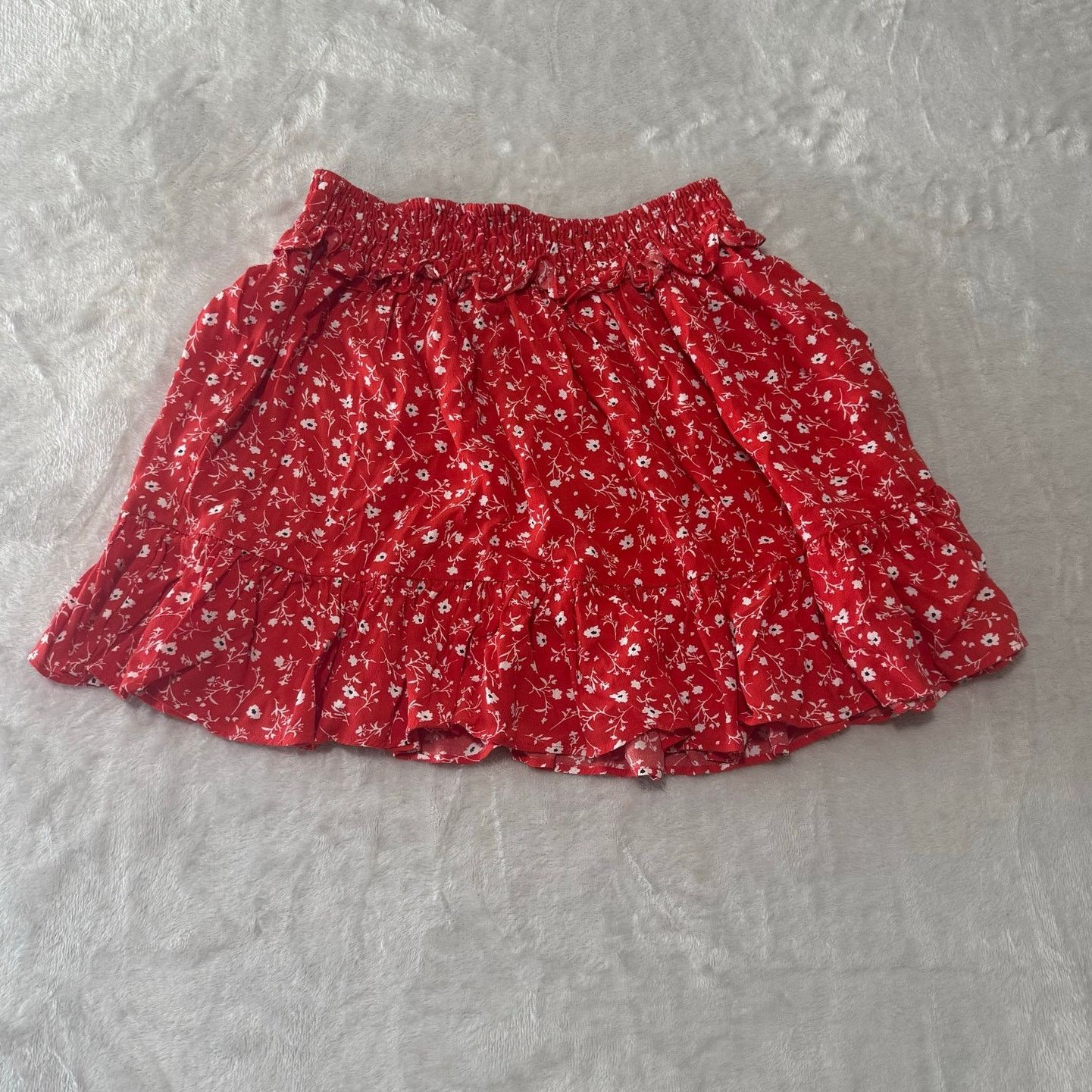 Zara Zara Women's Viscose Ruffle Floral Mini Skirt M Red White Size 28" / US 6 / IT 42 - 1 Thumbnail