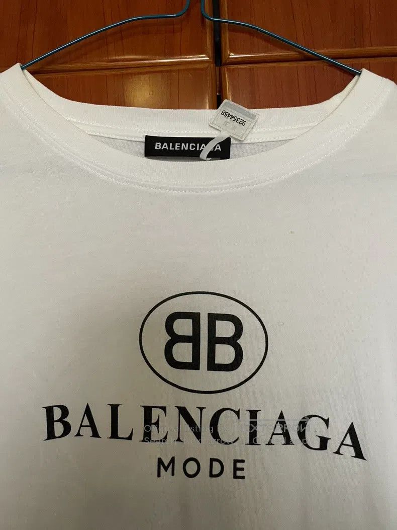 Balenciaga Balenciaga White short-sleeved T-shirt with letter logo Size US S / EU 44-46 / 1 - 2 Thumbnail