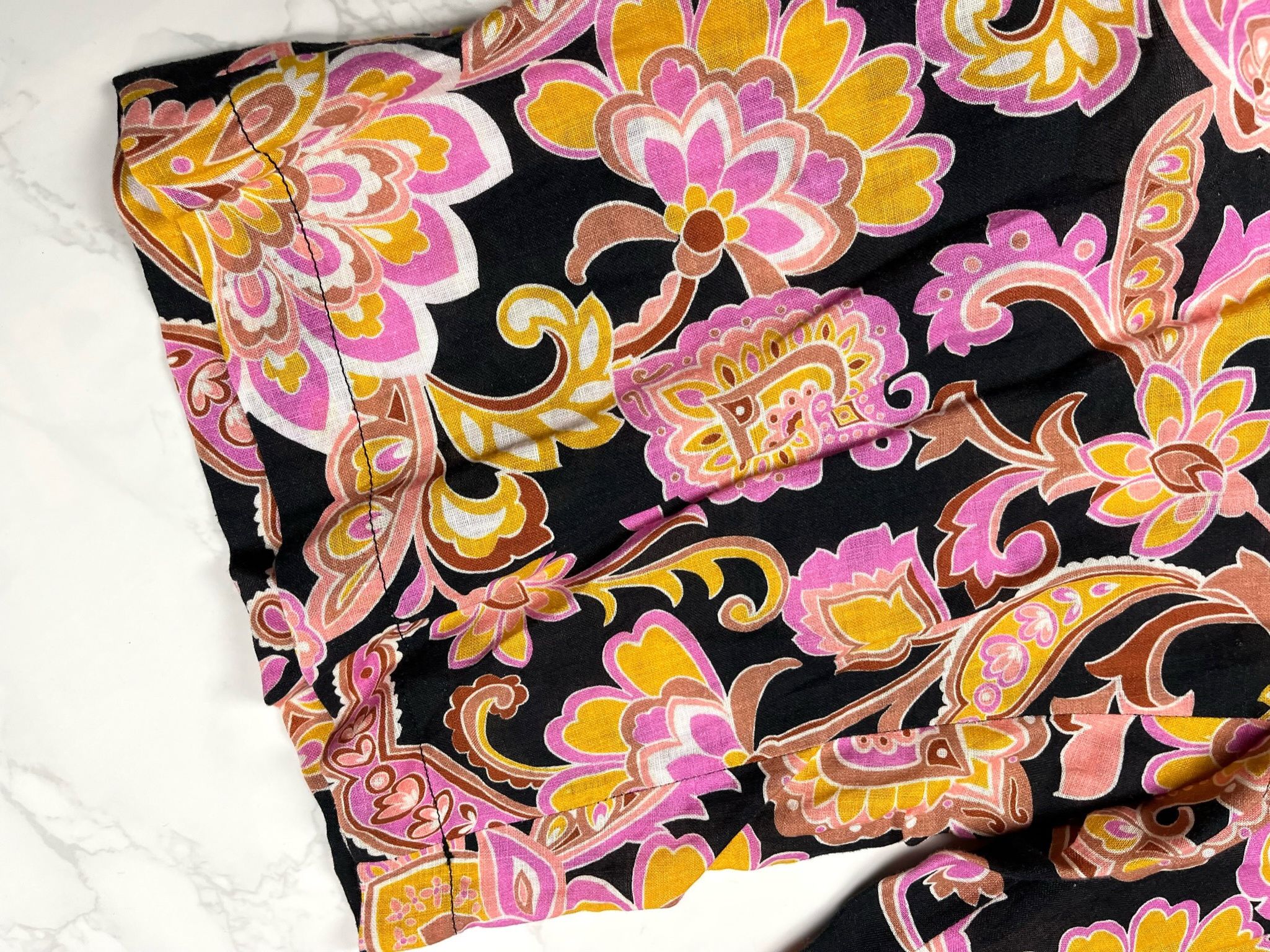 Gucci 🔥60% OFF🔥 [SALE] Gucci Paisley Print Linen Shorts Size US 28 / EU 44 - 9 Thumbnail