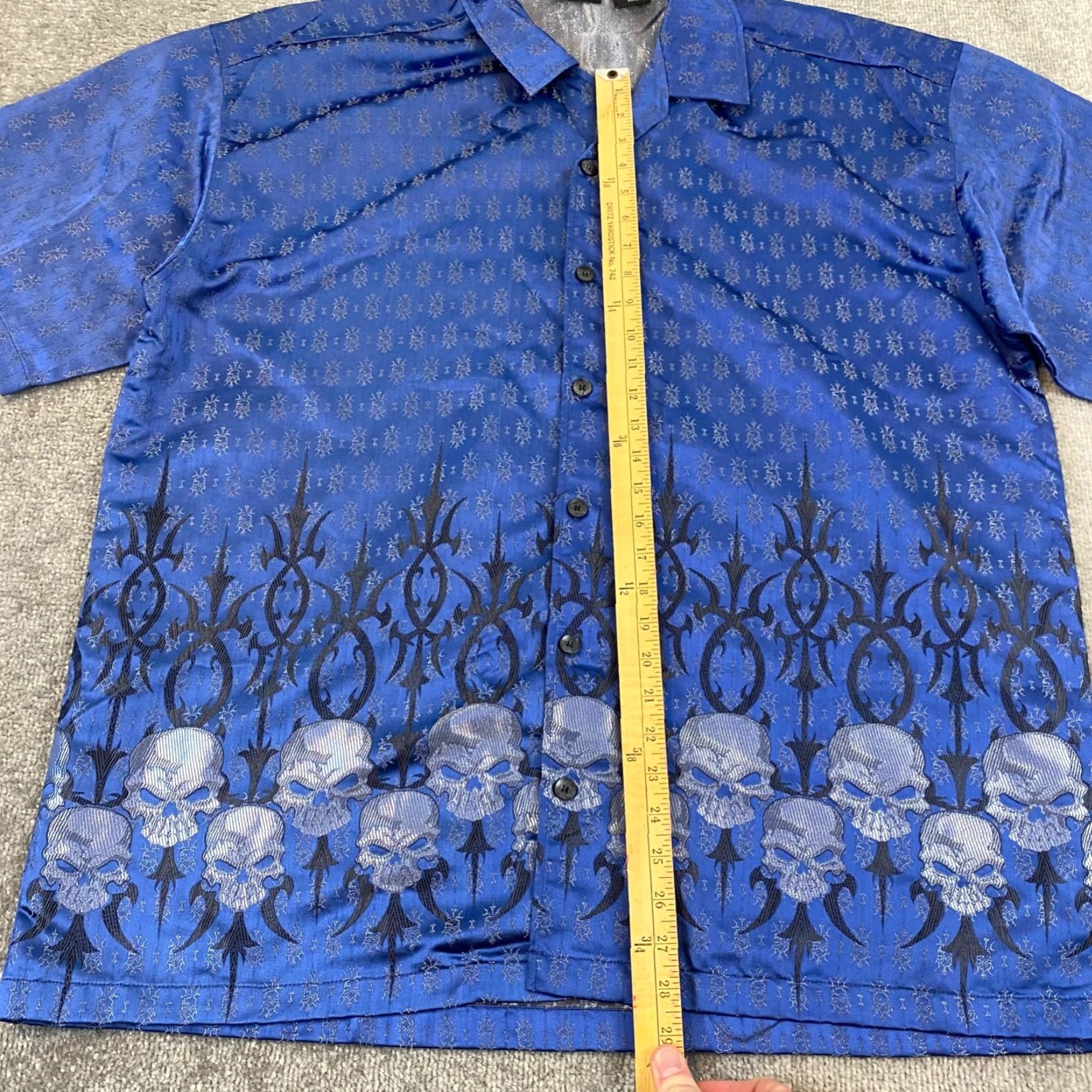 Vintage VINTAGE MT:2 Shirt Mens 3XL Blue All Over Skull Print Grunge Shiny Sword Button Up Y2K Size US M / EU 48-50 / 2 - 4 Thumbnail