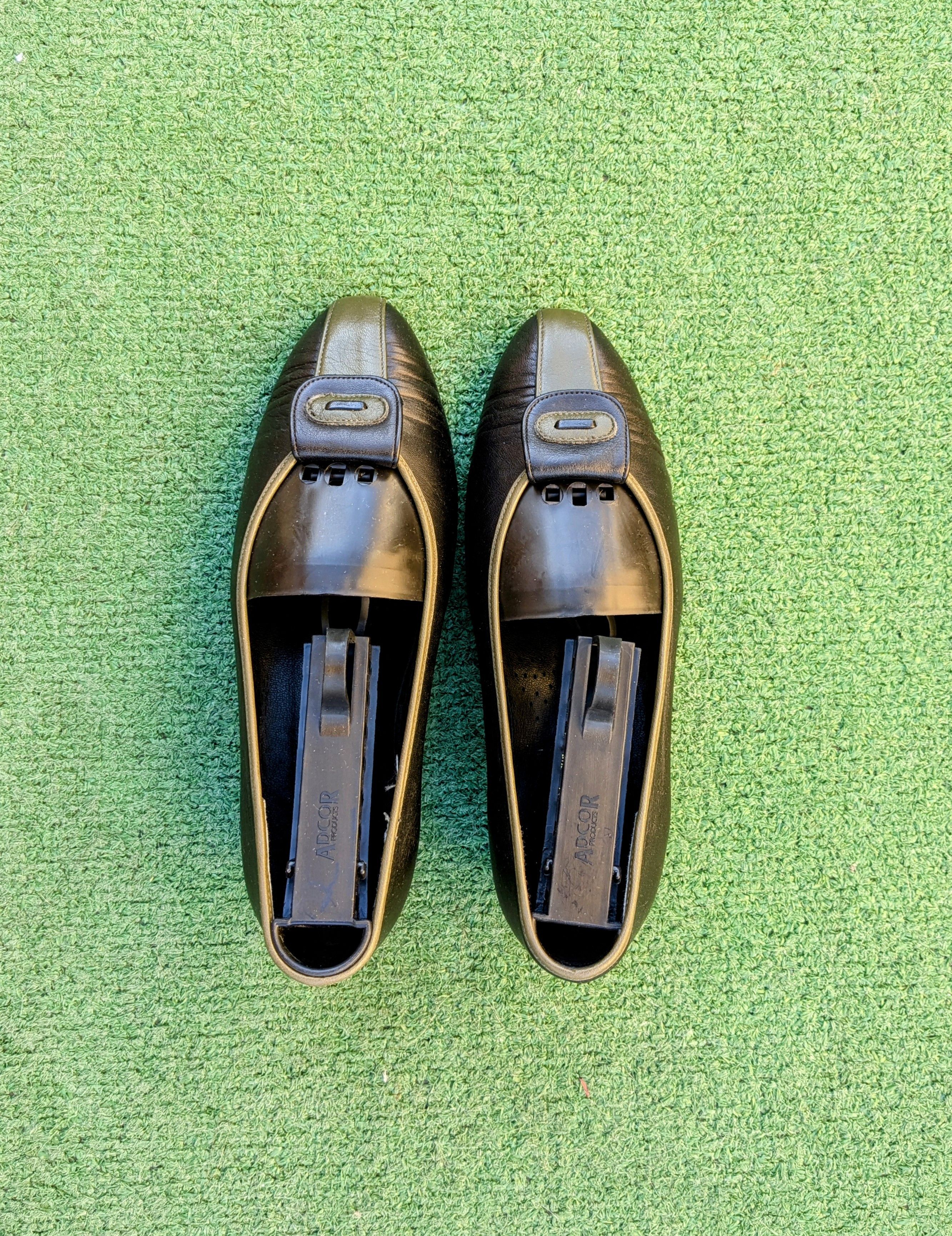 Vintage Vintage Corsage Japan Slip-On Leather Retro Flats Shoes Size US 6.5 / IT 36.5 - 6 Thumbnail