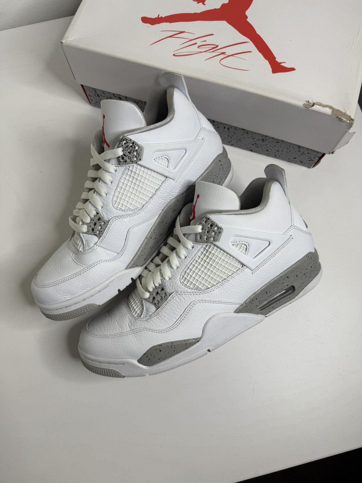 Air Jordan White Oreo (Size 11)