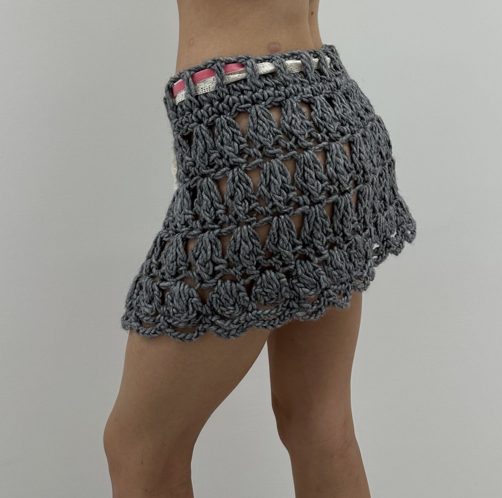 Free People Free People Crochet Mini Wool Brent Skirt Gray Coquette y2k Size 30" / US 8 / IT 44 - 9 Thumbnail