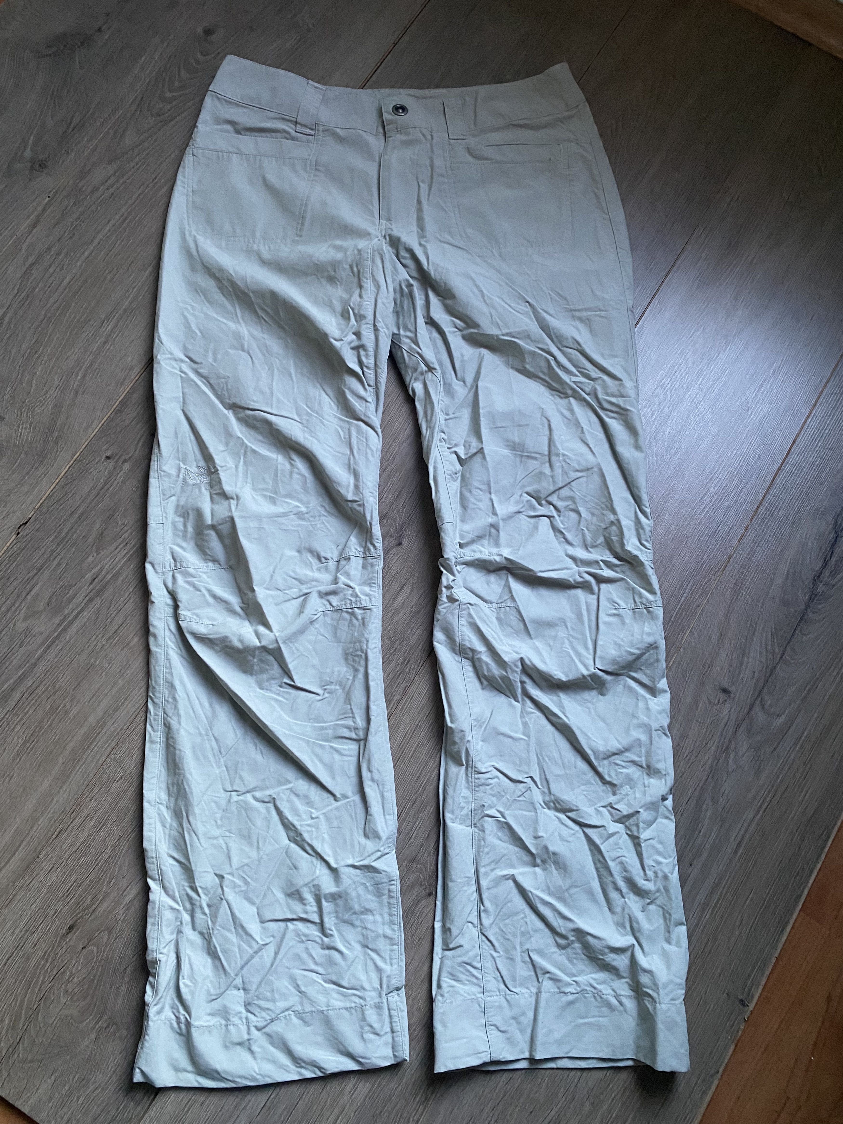 Arc'teryx Arcteryx outdoor pants cropped Arcteryx casual track pants Size US 30 / EU 46 - 1 Thumbnail