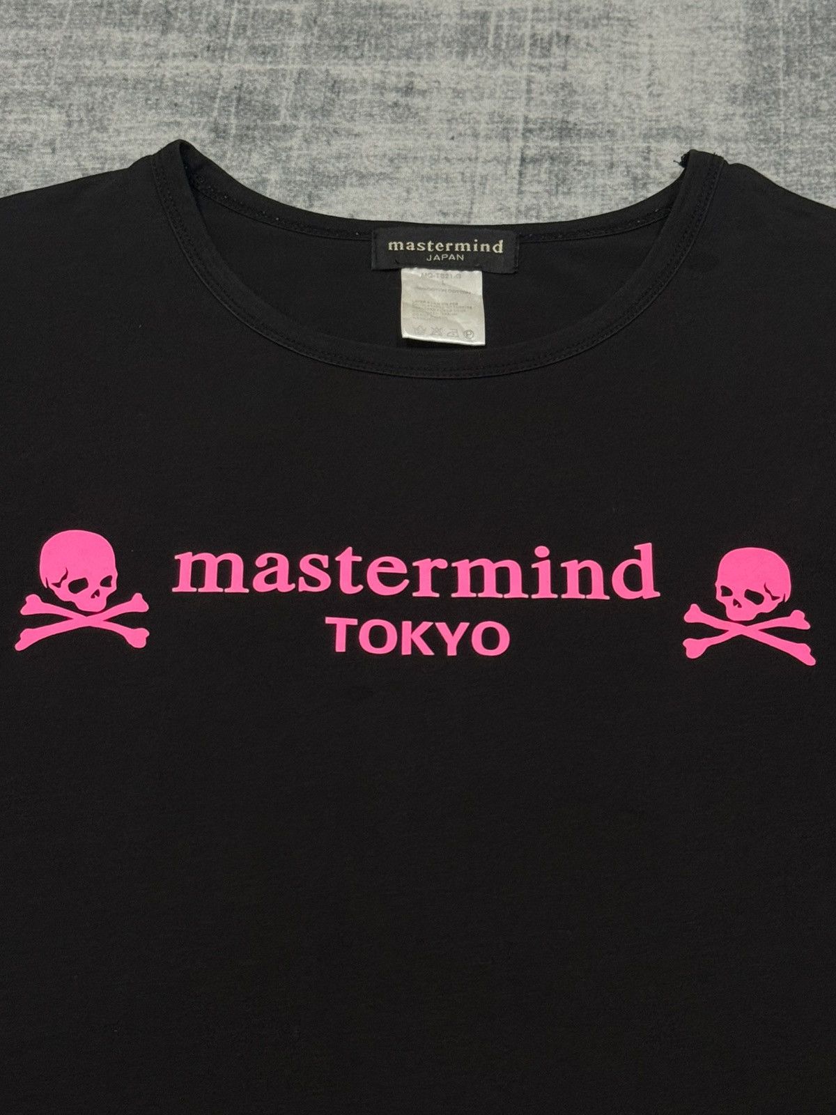 Mastermind Japan Tokyo Pink Skull and Crossbones Size US S / EU 44-46 / 1 - 9 Thumbnail