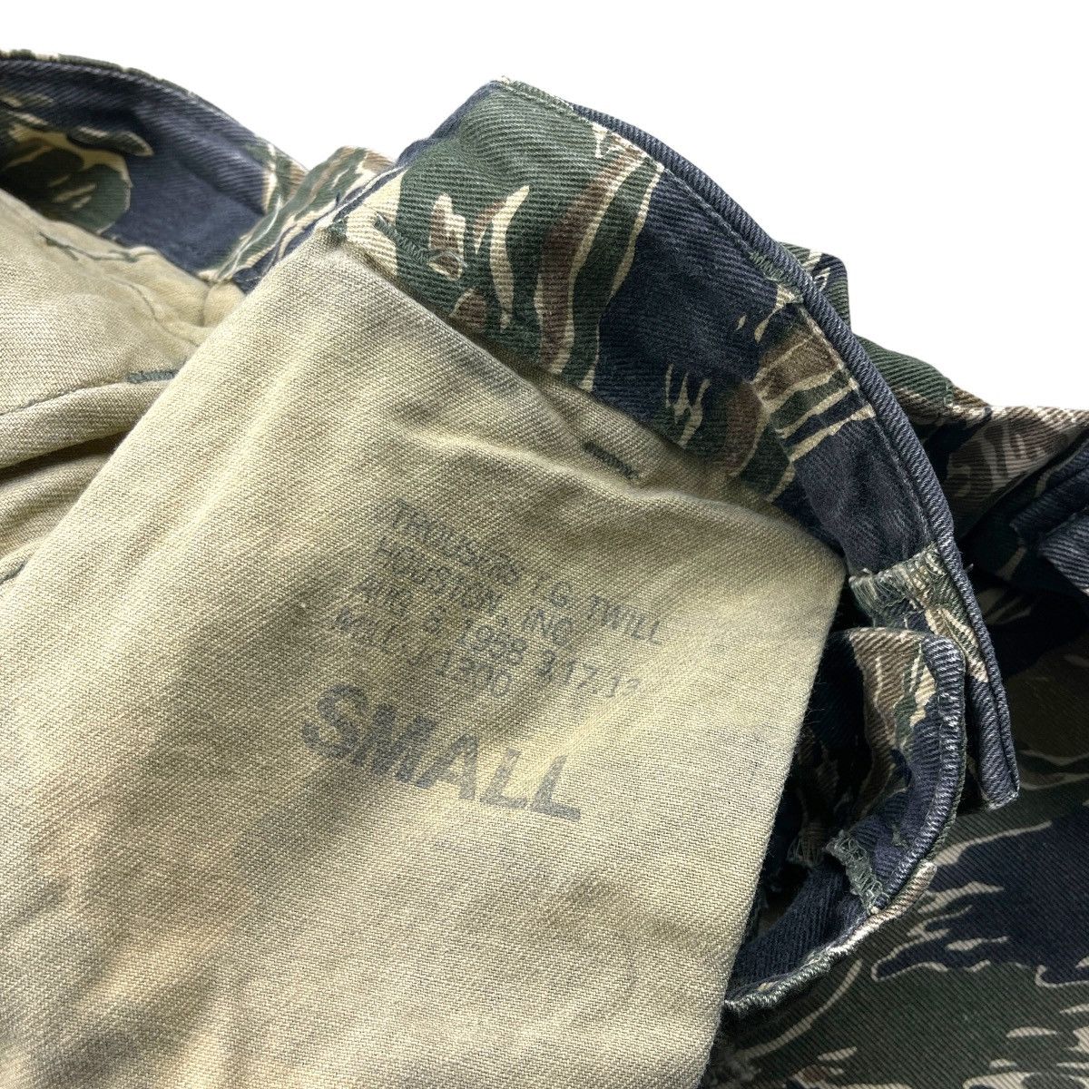 Vintage Vietnam War Tiger Stripe Camo Pants Size US 32 / EU 48 - 9 Thumbnail