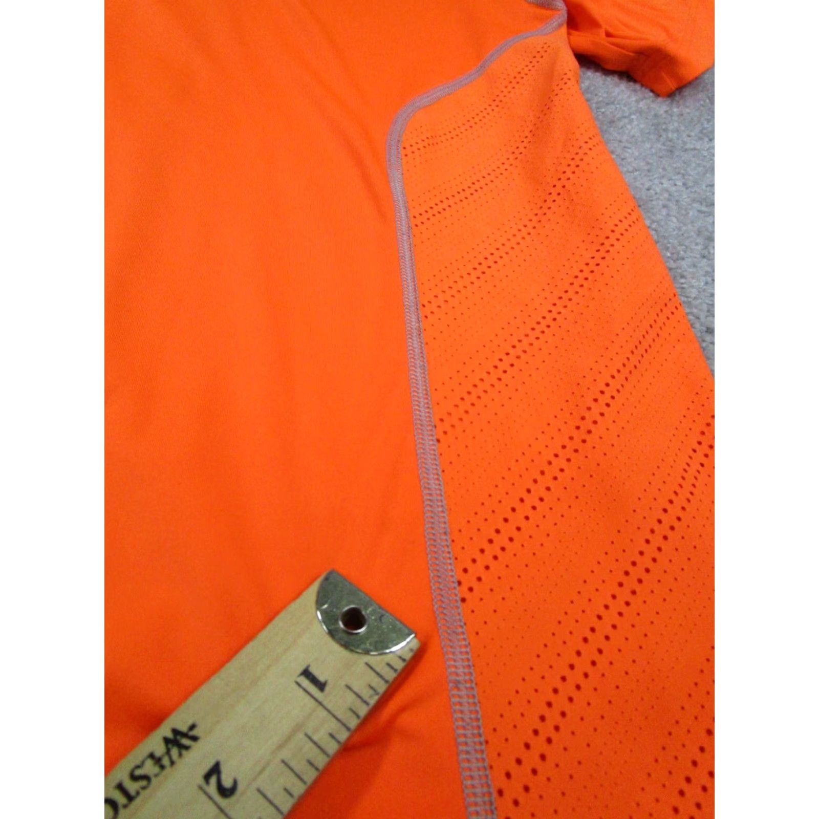 Under Armour Under Armour Shirt Mens XL Orange HeatGear Running Pullover - Activewear Sports T-Shirt Short Sleeve Crew Neck, Polyester, Solid, Logo, Regular Size Size US XL / EU 56 / 4 - 5 Thumbnail