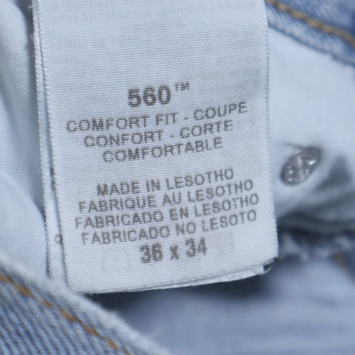 Denime Levis 560 Comfort Cotton Denim Jeans Pants Light Wash Men's 36 Jeans Regular Male 36 Light Wash 560 Comfort Casual Pants Mens Size US 36 / EU 52 - 6 Thumbnail