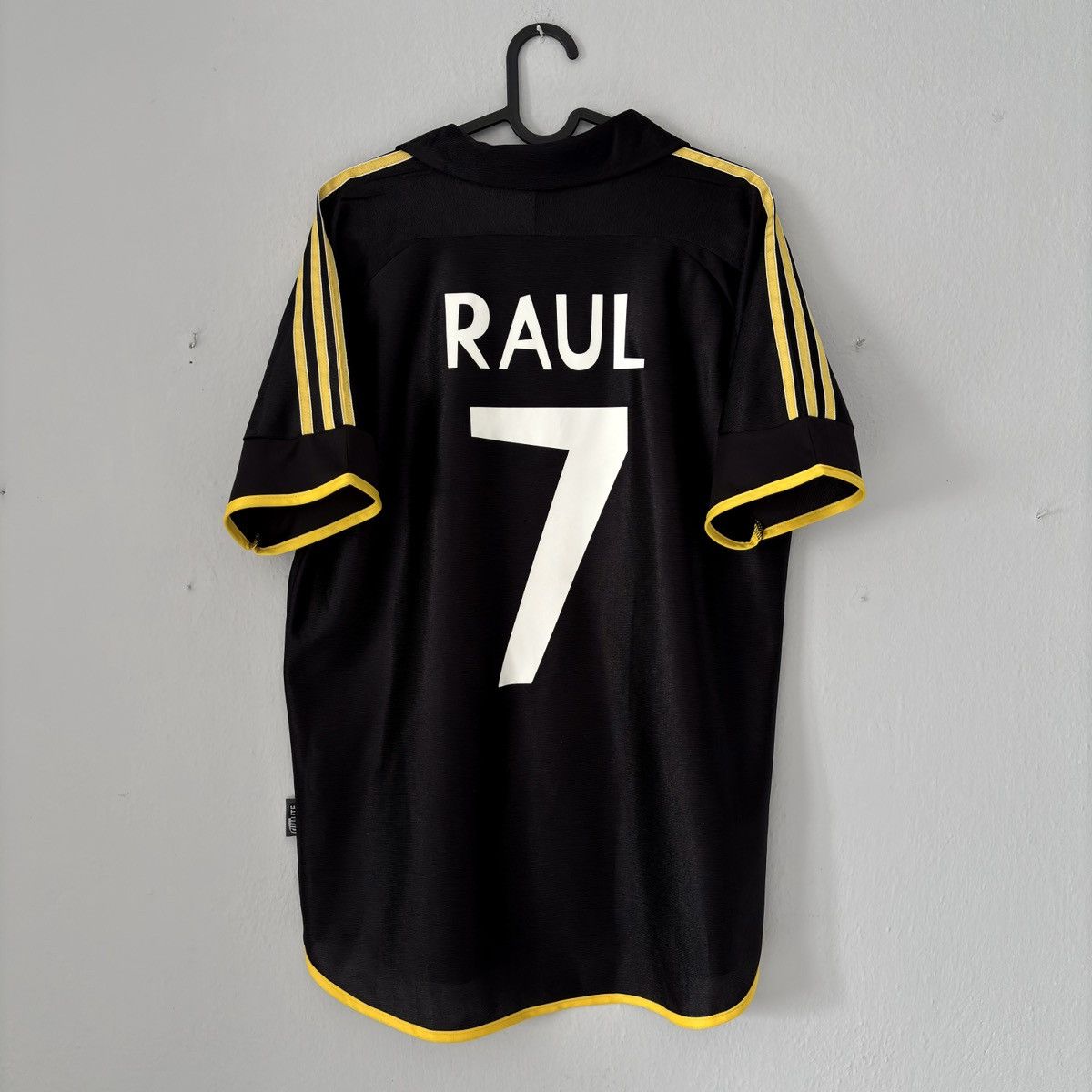 Adidas × Vintage 1999 2000 Real Madrid Adidas Retro Vintage Soccer Jersey Kit Size US M / EU 48-50 / 2 - 10 Thumbnail