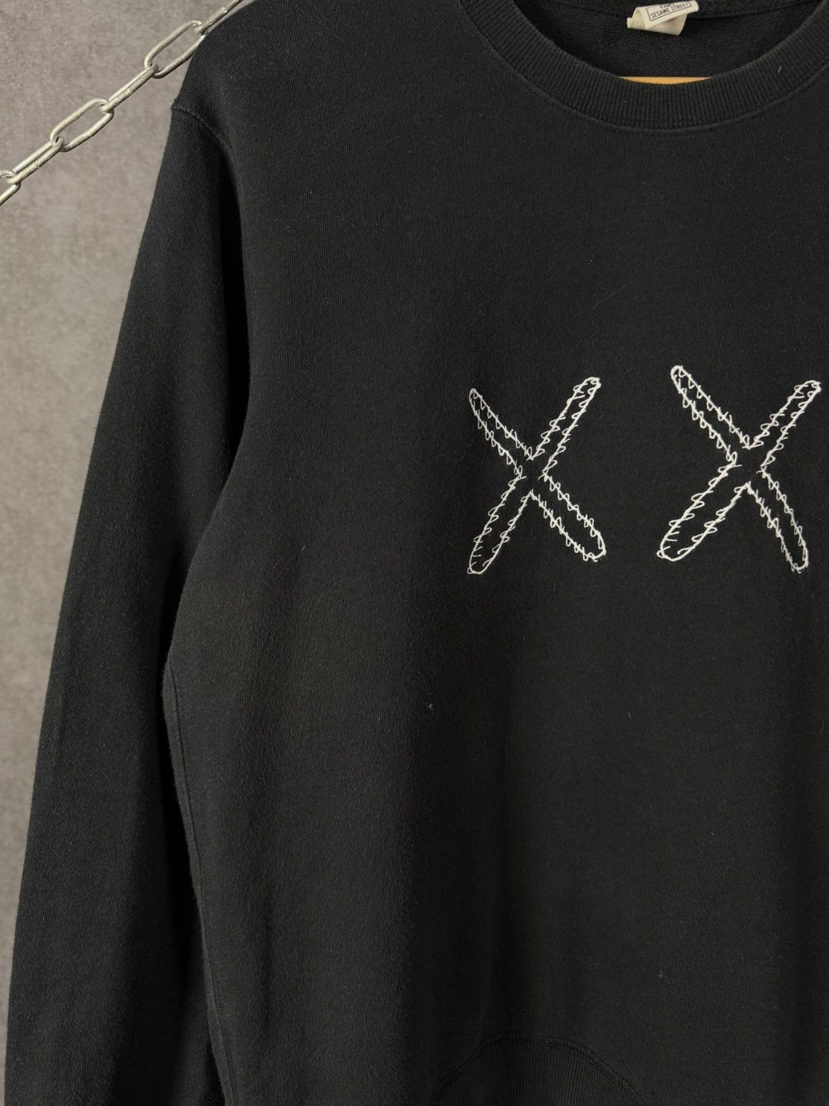 Kaws × Uniqlo Kaws x Uniqlo cult designer sweatshirt Size US S / EU 44-46 / 1 - 7 Thumbnail