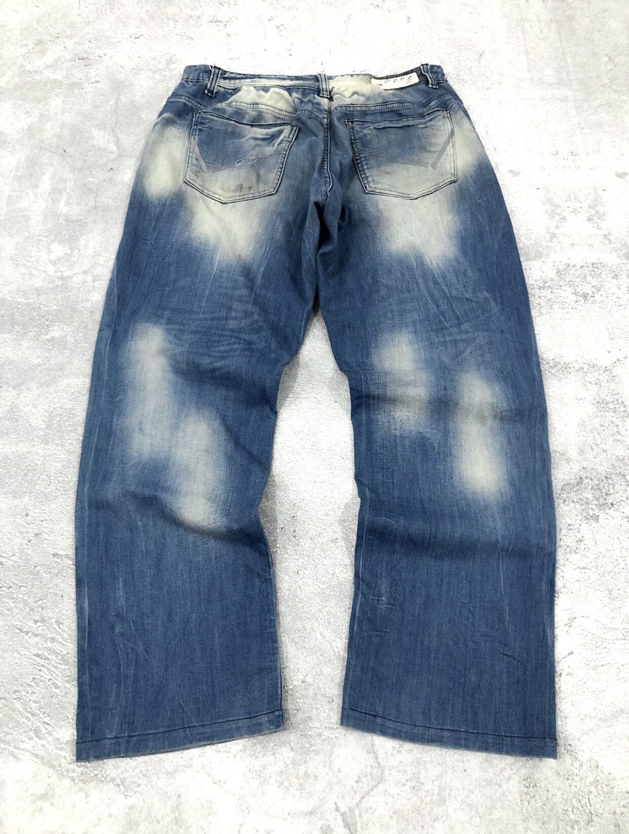 If Six Was Nine × Japanese Brand × Le Grande Bleu (L.G.B.) 2000s Fubu Baggy Faded Dyed Denim Pants Size US 34 / EU 50 - 6 Thumbnail