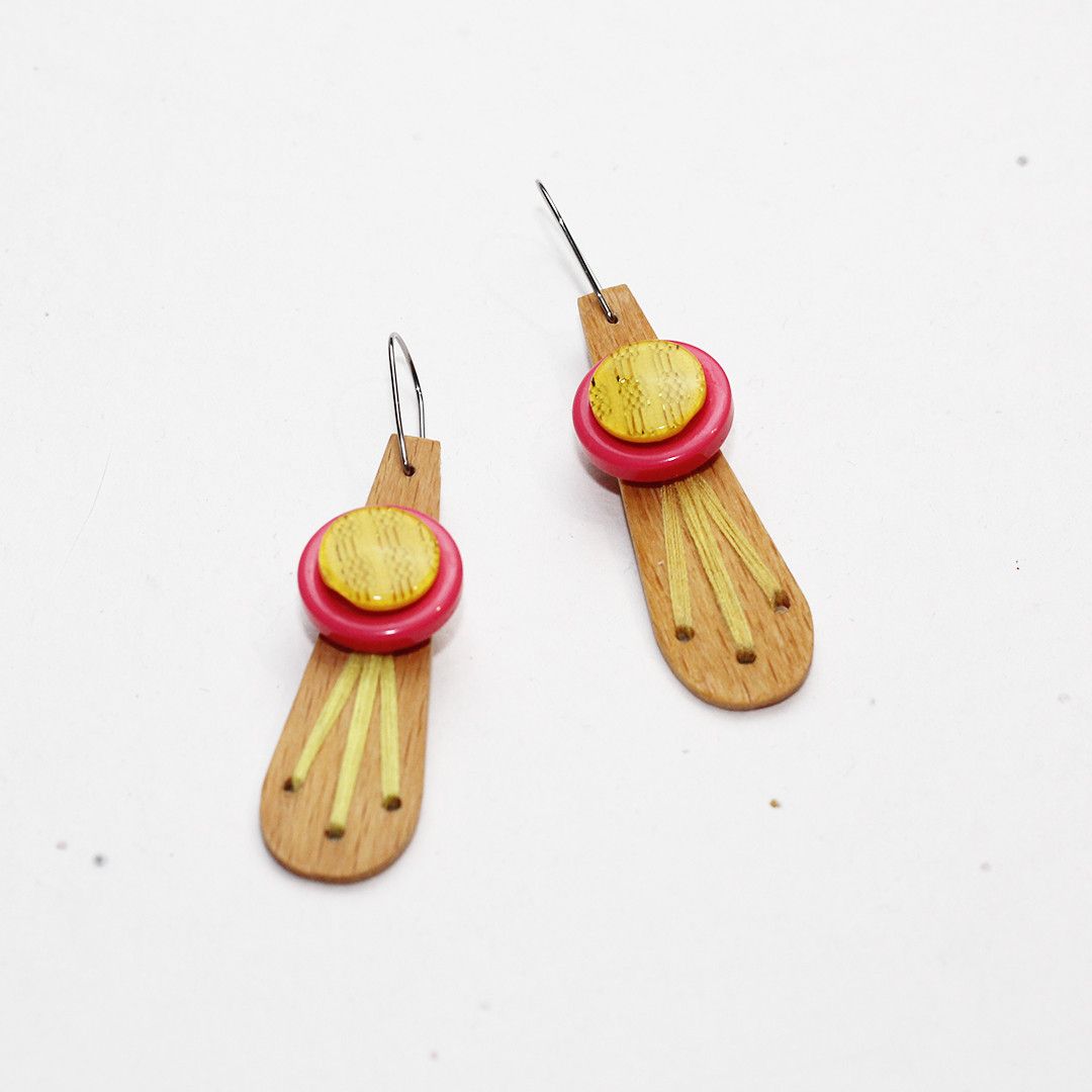 Designer Wooden Earrings | Handmade in Berlin x YUNTA Size ONE SIZE - 1 Thumbnail