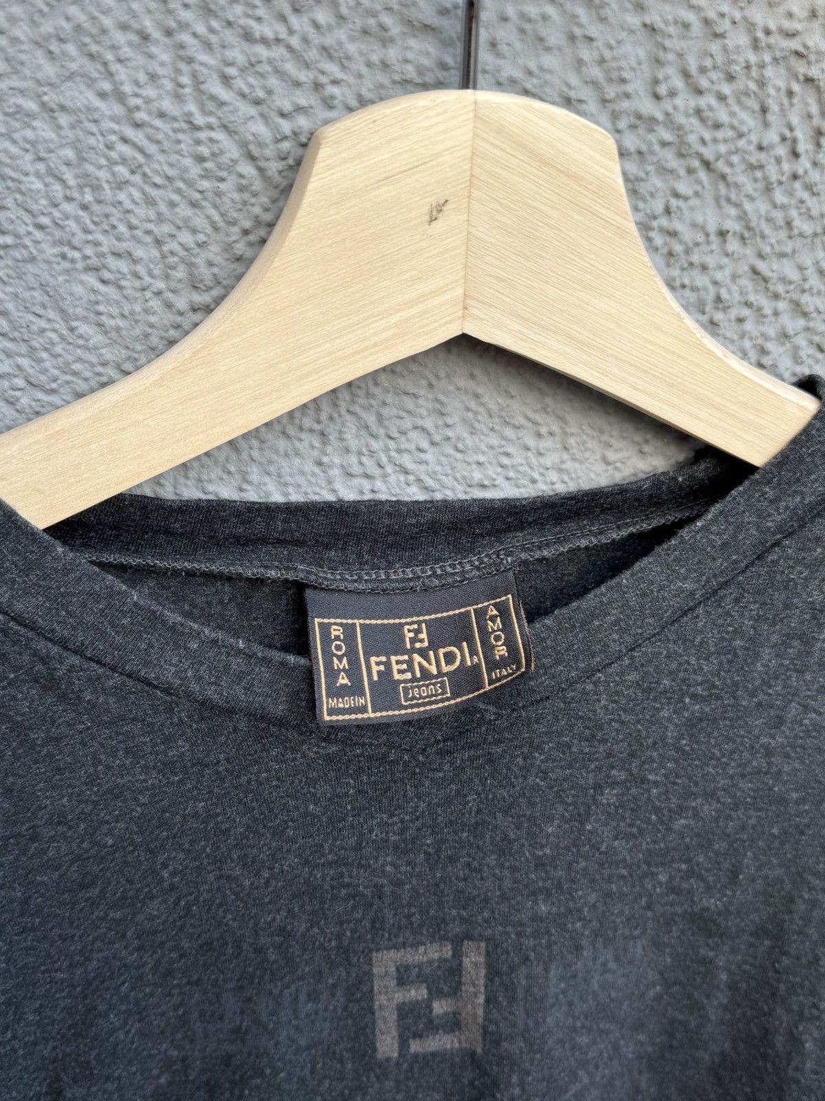 Fendi × Vintage 80s Fendi Vintage Central Logo T-shirt Size S / US 4 / IT 40 - 3 Thumbnail