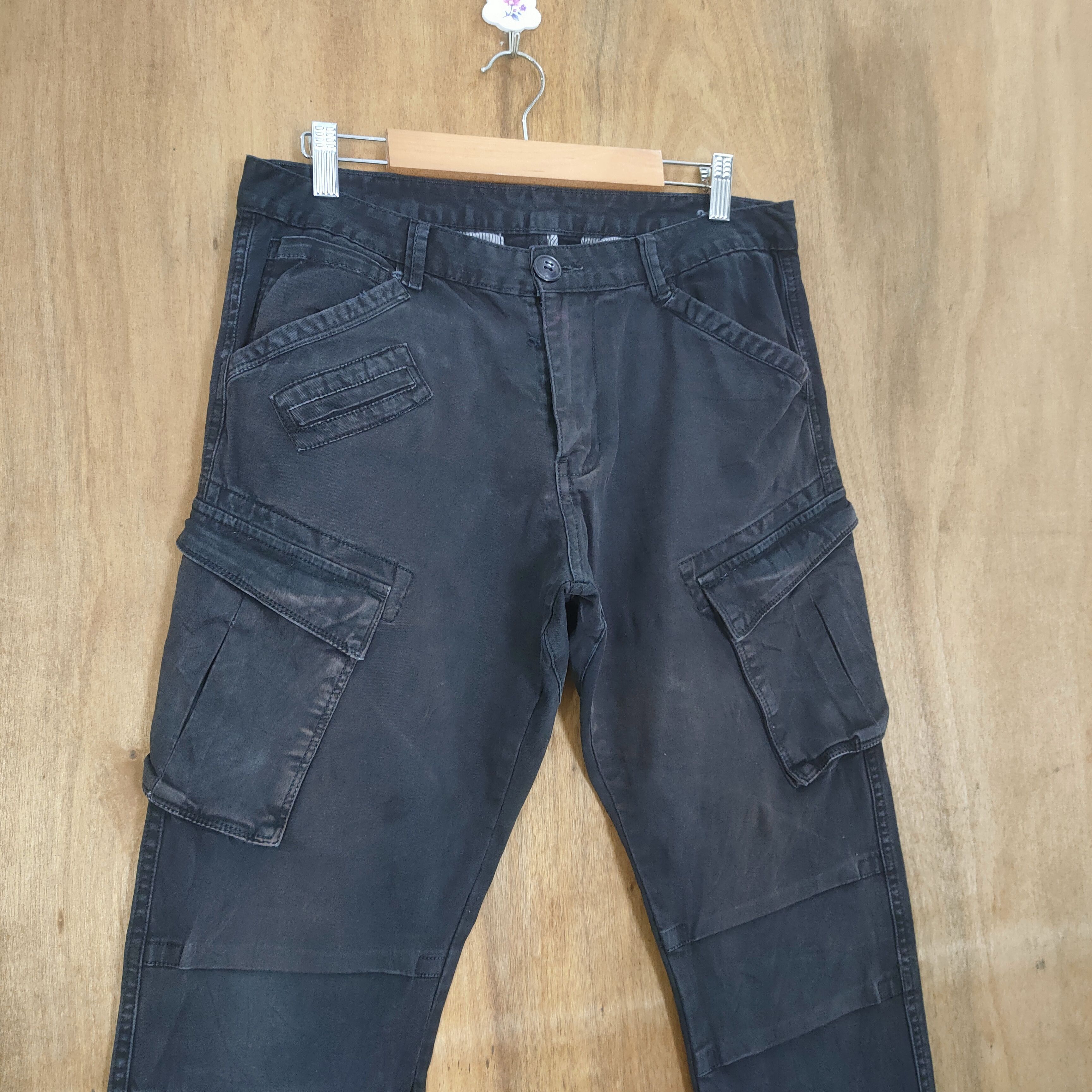 Japanese Brand × Vintage VINTAGE JAPANESE BLACK SKINNY CARGO PANTS Size US 31 - 7 Thumbnail