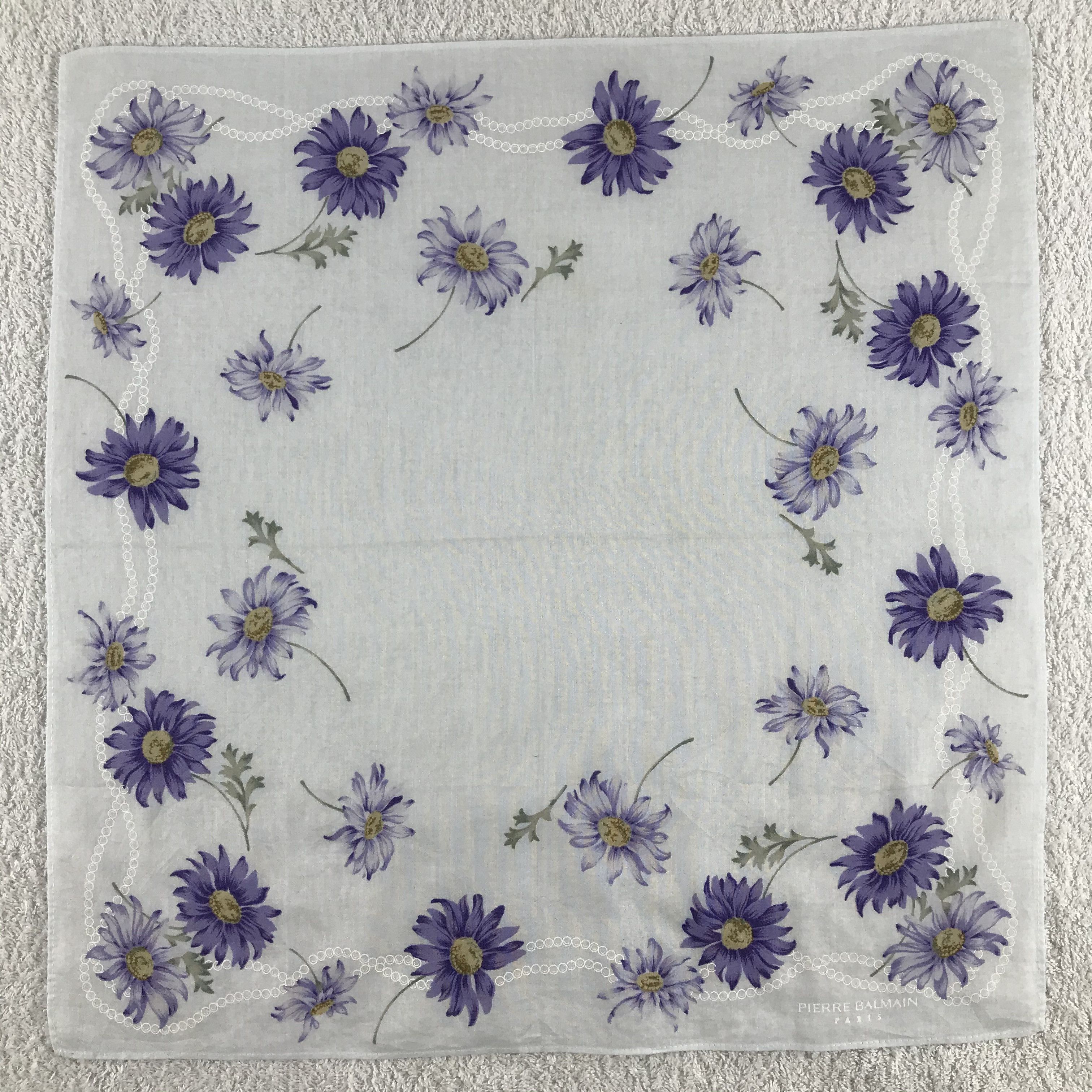 Pierre Balmain × Vintage Pierre Balmain Bandana / Handkerchief / Neckerchief - S217 Size ONE SIZE - 1 Thumbnail