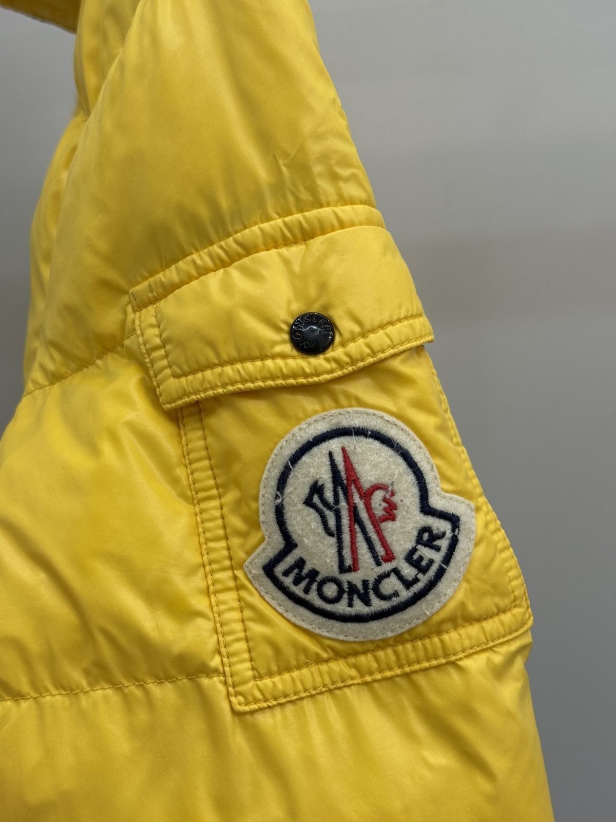 Moncler Moncler Down Puffer Big Logo Jacket Size M / US 6-8 / IT 42-44 - 14 Thumbnail