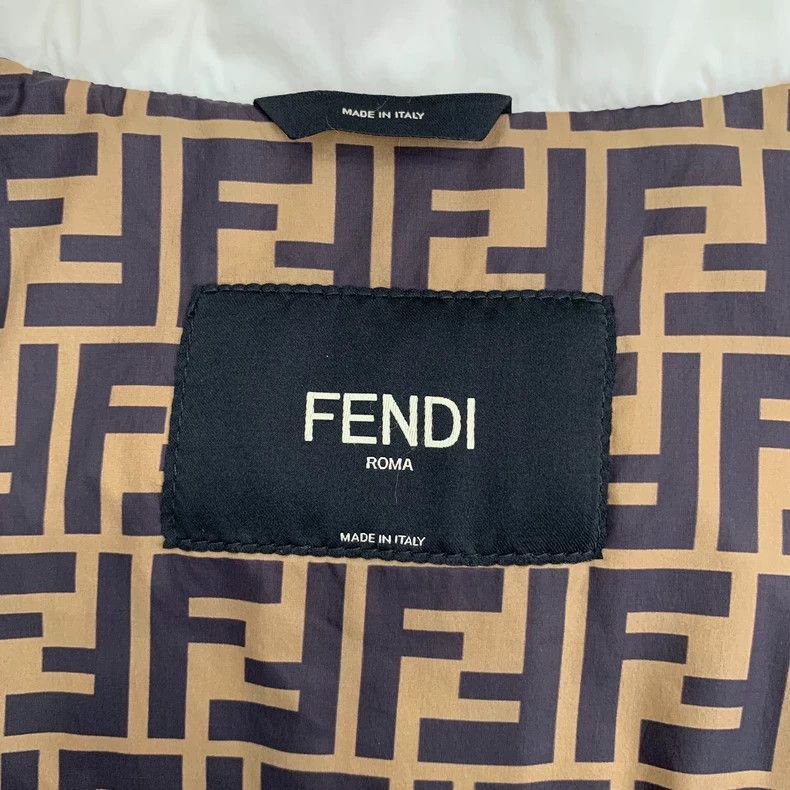 Fendi Fendi Logo Print Lining Puffer Jacket Size US S / EU 44-46 / 1 - 5 Thumbnail