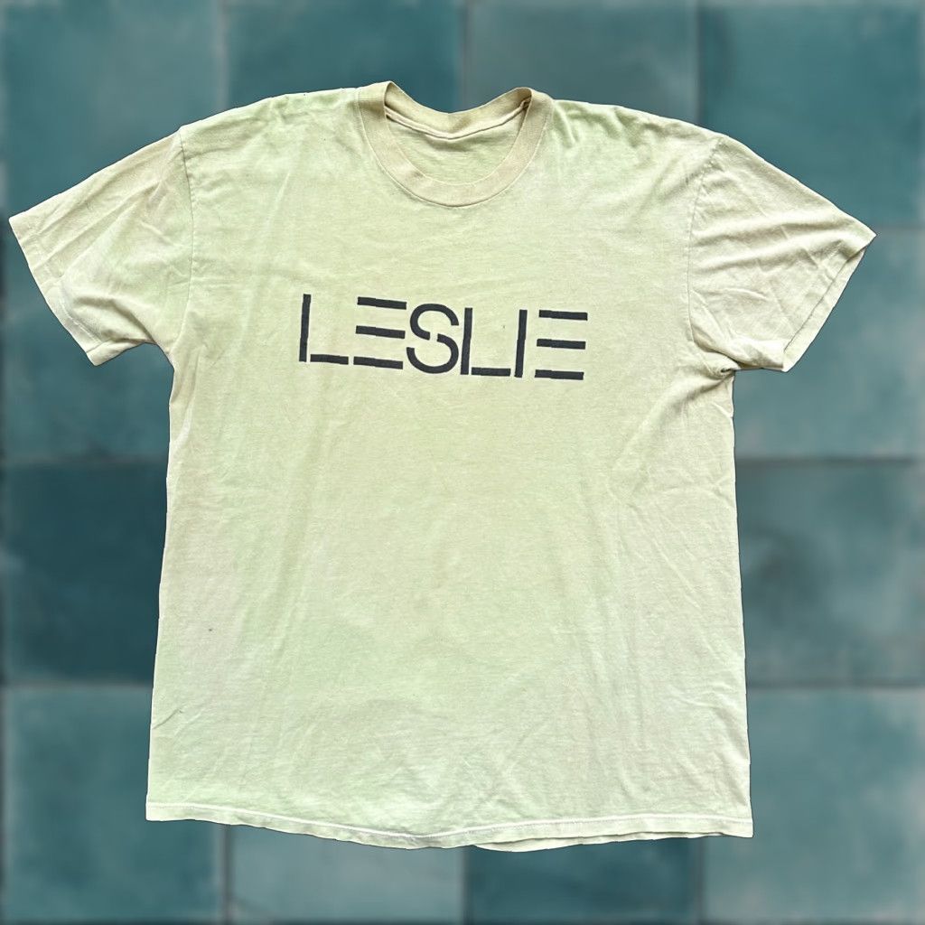 Vintage Leslie Rare 1980s Vintage T Shirt Green/Yellow Faded Single Stitch Rap Promo Shirt Mens L White Vintage Size US L / EU 52-54 / 3 - 1 Thumbnail