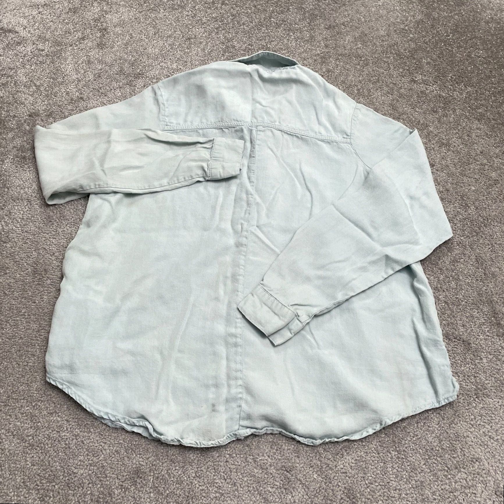 Vintage Active USA Shirt Womens Large Light Blue Long Sleeve Tencel Button Down Casual Size L / US 10 / IT 46 - 2 Thumbnail