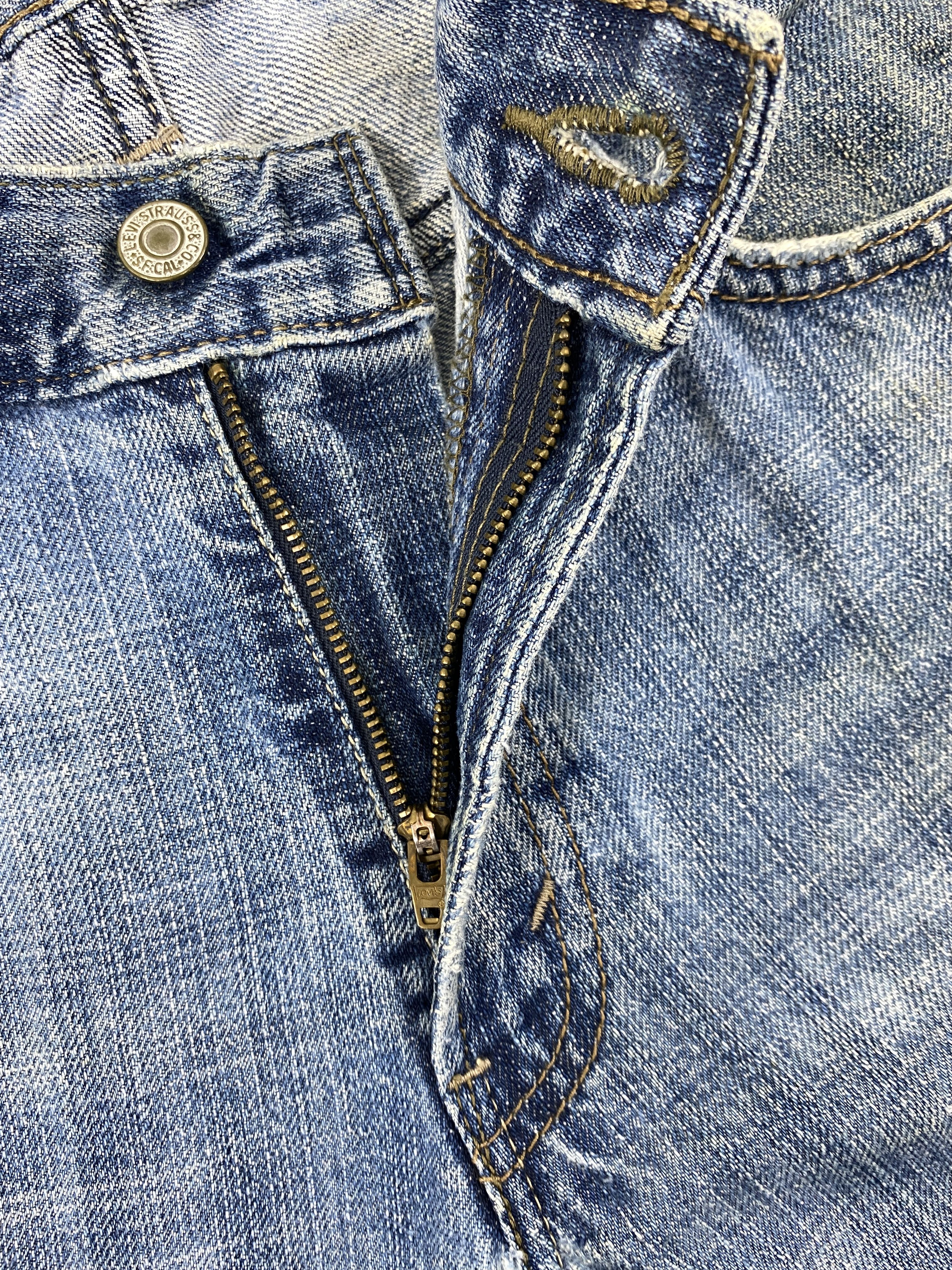 Levi's Distressed Blue Levi's 514 Jeans 33x32 Denim -JN2124 Size US 33 - 6 Thumbnail