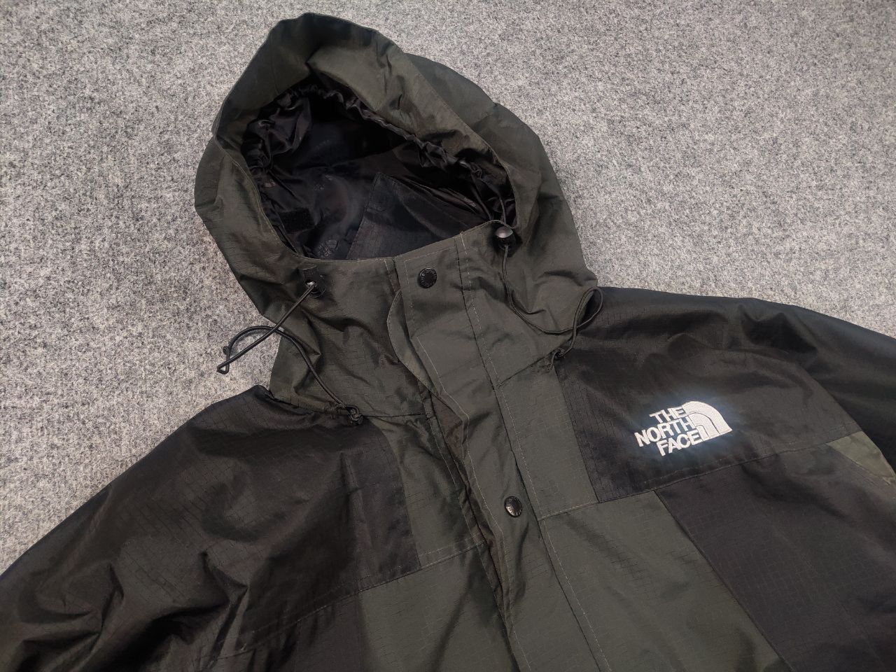 The North Face Vintage 90's The North Face summit gore tex mountain Jacket Size US L / EU 52-54 / 3 - 7 Thumbnail