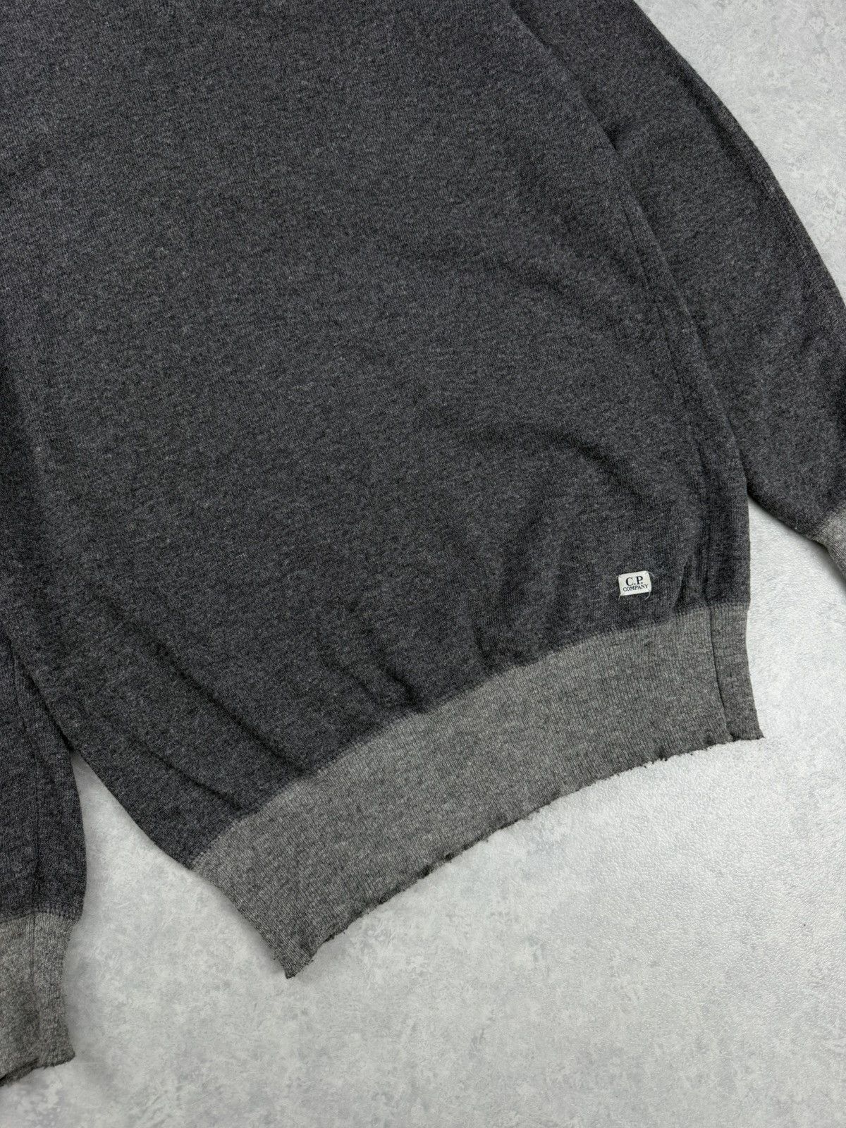 C.P. Company C.P. Company Grey Wool Blend Sweater Crewneck Size 52 Size US L / EU 52-54 / 3 - 8 Thumbnail