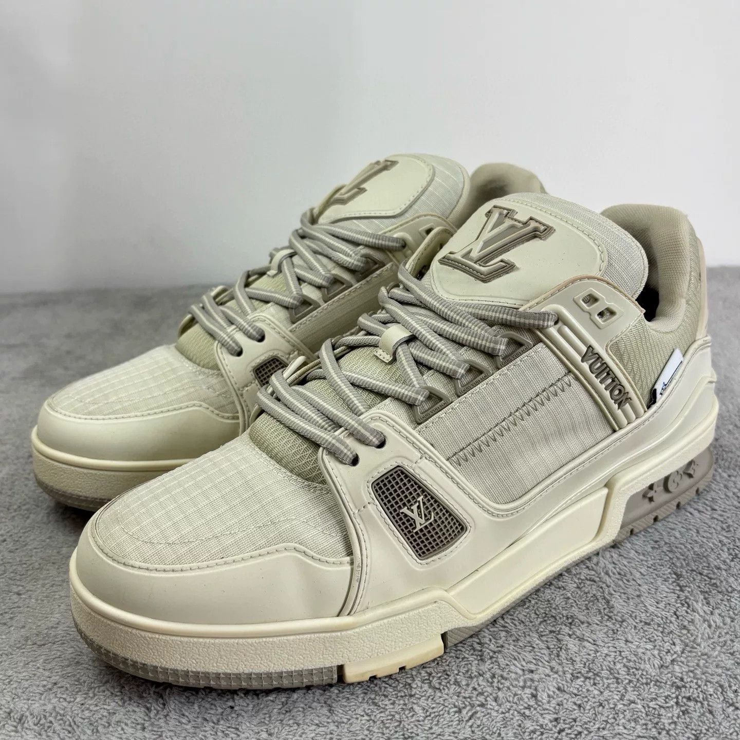 Louis Vuitton Louis Vuitton Training Beige Lowtop Sneakers 41 Men Size US 8.5 / EU 41-42 - 1 Thumbnail
