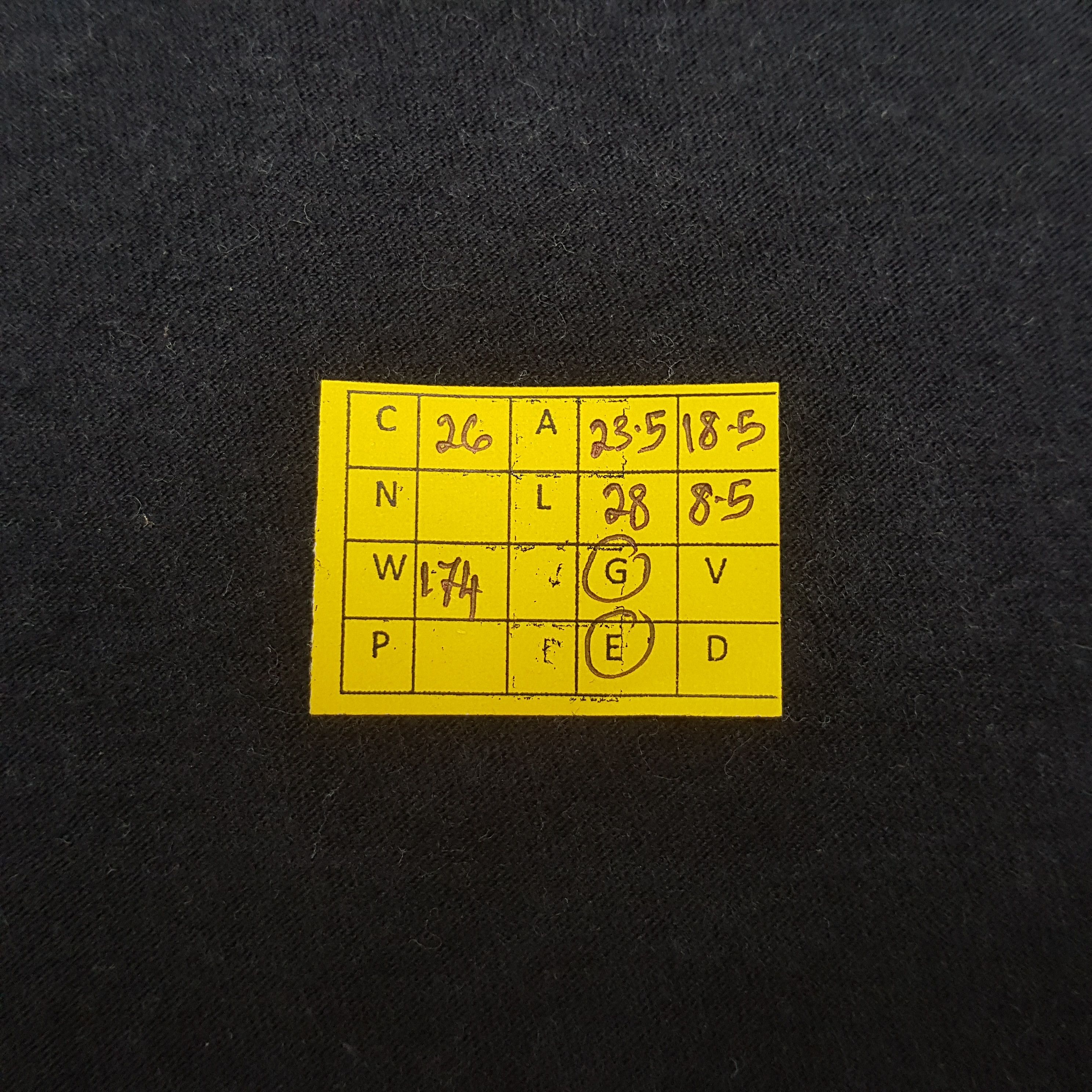 Uniqlo Vintage Frankensweenie Animation Sci-Fi Horror T-shirt RR26 Size US XL / EU 56 / 4 - 8 Thumbnail