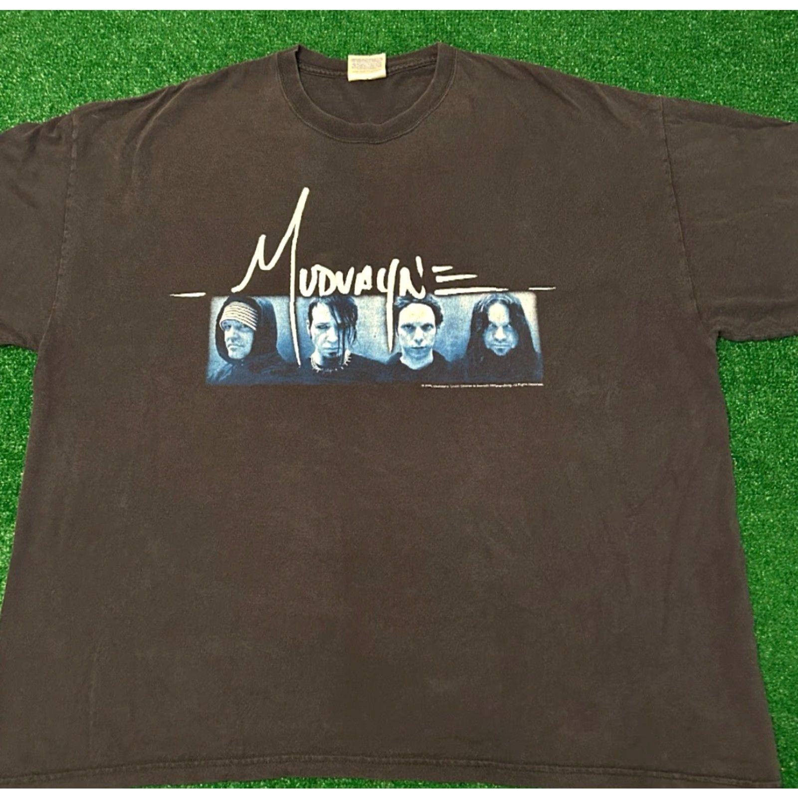 Vintage VINTAGE Mudvayne Band Tee Shirt Mens 2XL Black Short Sleeve T-Shirt Rock Metal Y2K 2000s Size US XXL / EU 58 / 5 - 3 Thumbnail