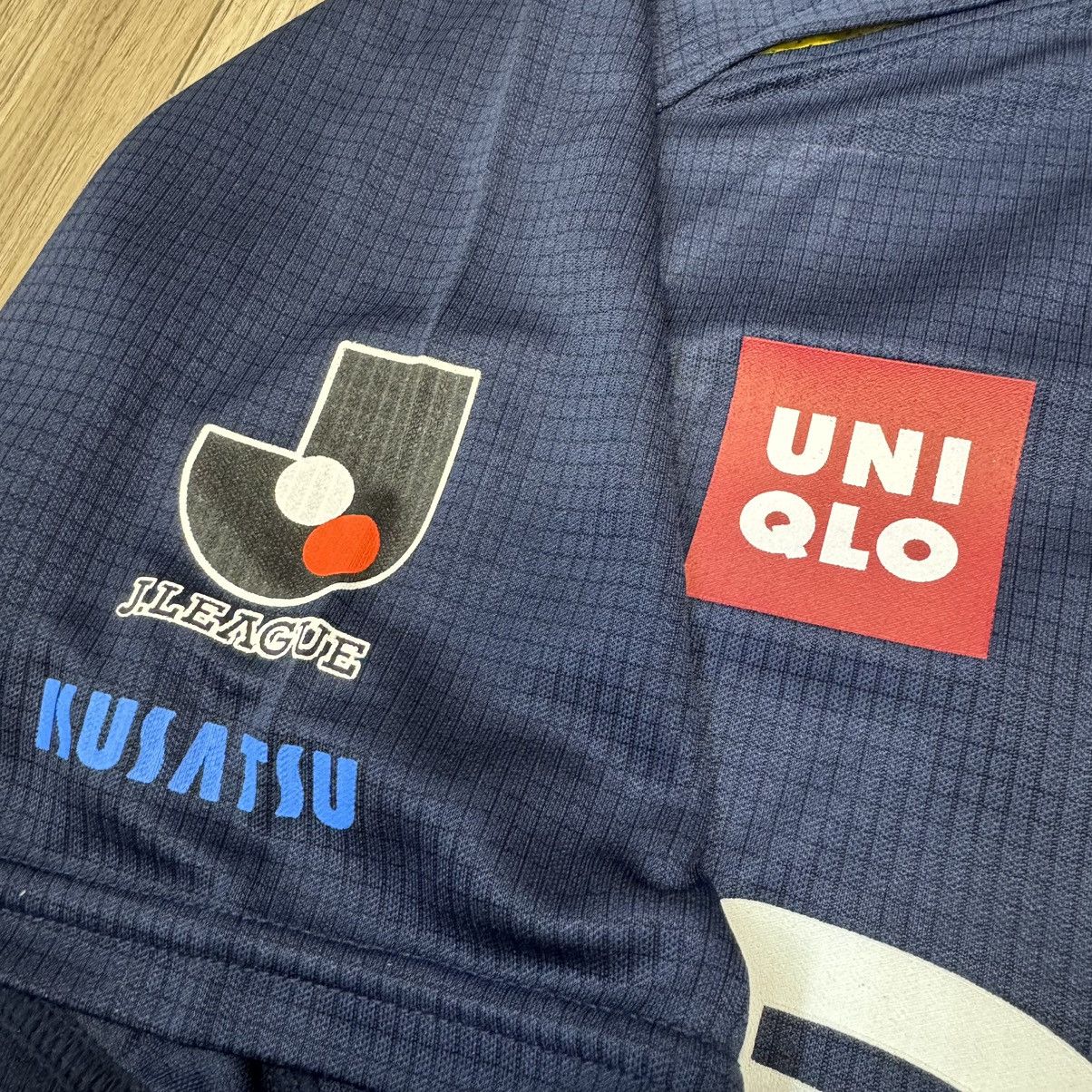 Other Thespa Gunma 2005 home shirt #12 (Bnwt) Size US M / EU 48-50 / 2 - 7 Thumbnail
