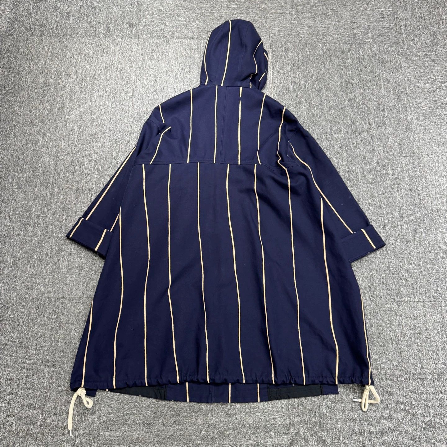 Celine Celine vertical stripe trench coat women's 36 Size XS / US 0-2 / IT 36-38 - 5 Thumbnail