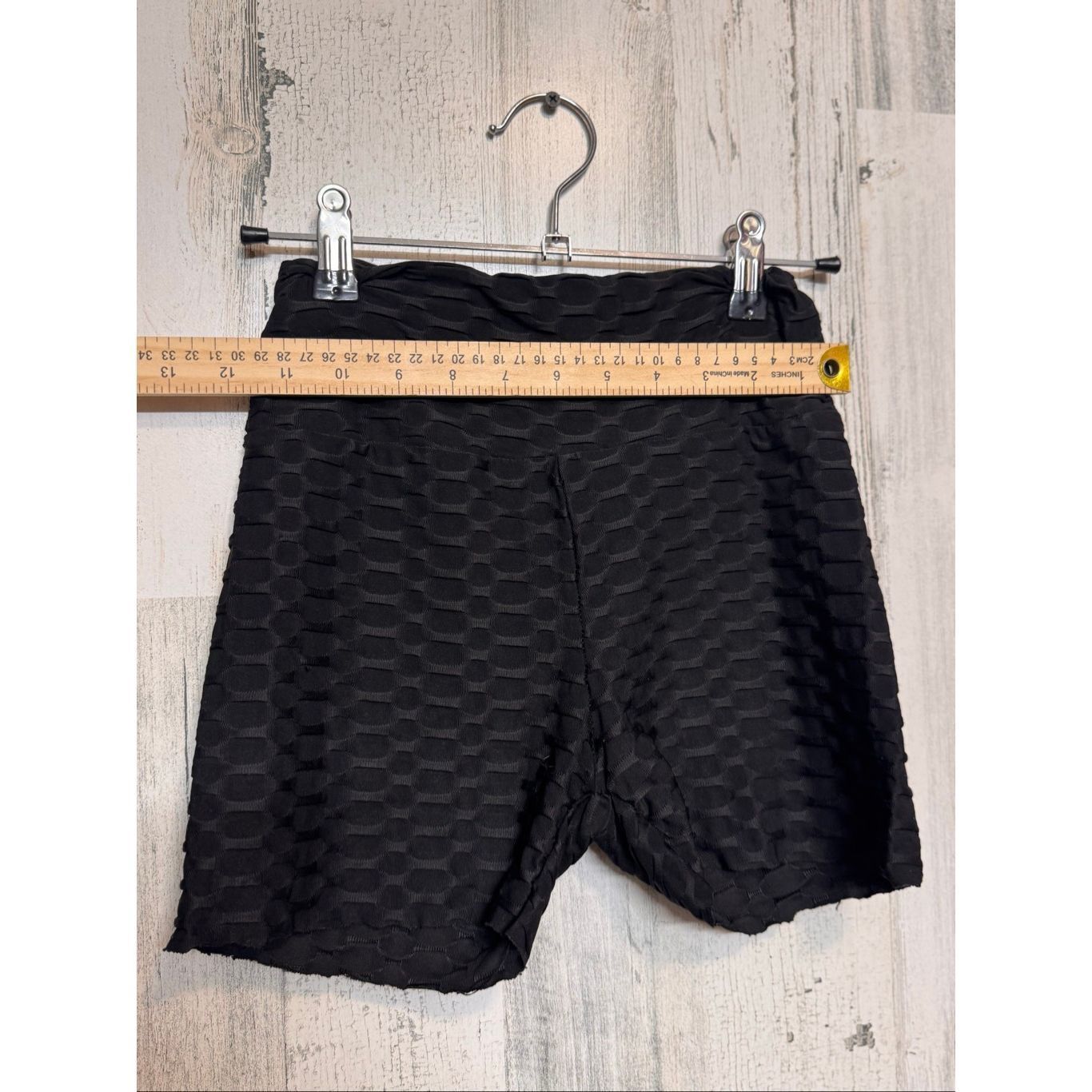 Other Black Textured Scrunch Booty Shorts | Size Small Size 26" / US 2 / IT 38 - 4 Thumbnail