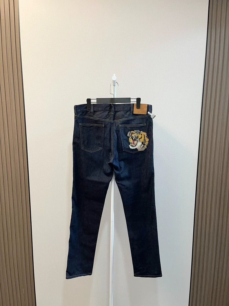 Gucci Dark blue pocket tiger head patch casual jeans 2502-N