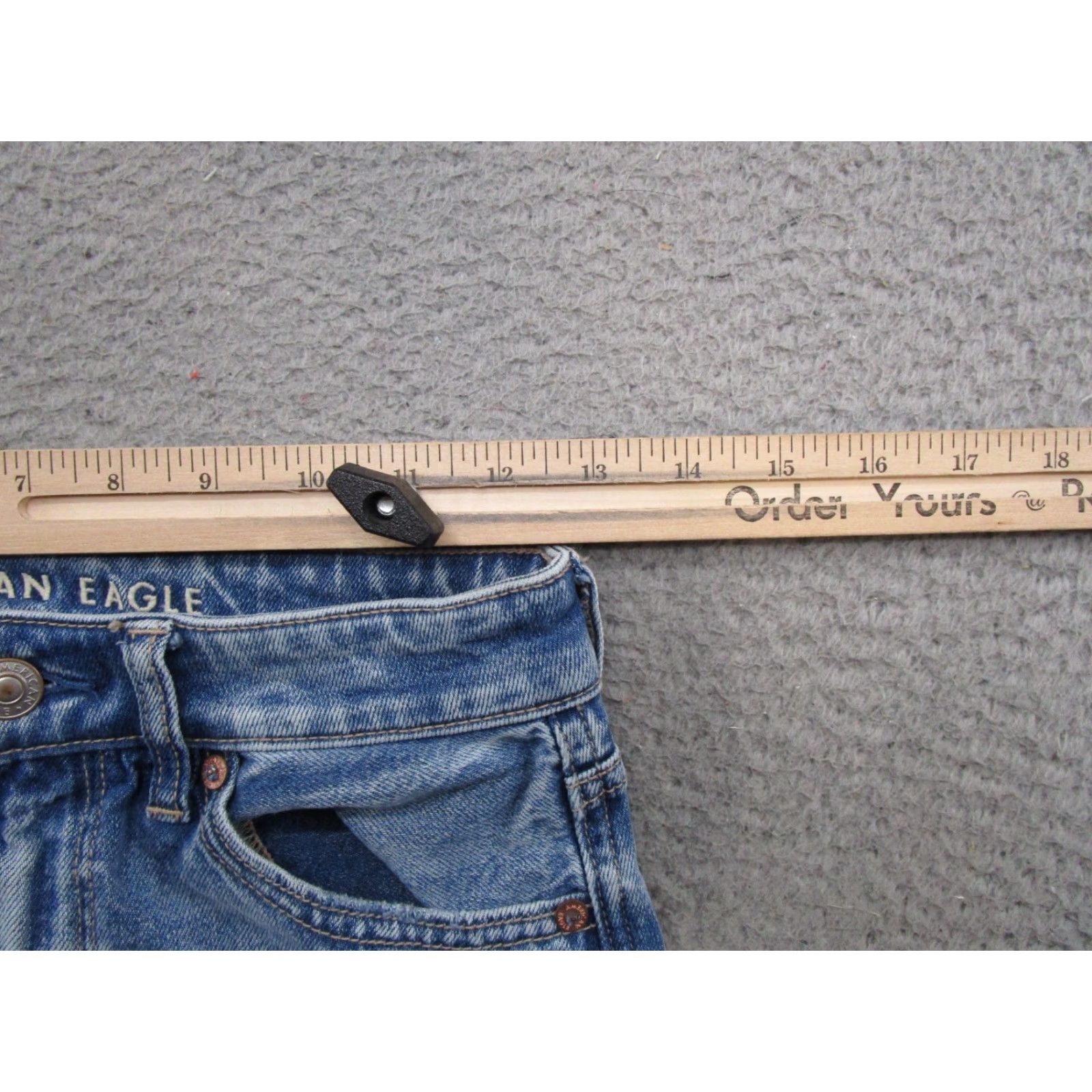 American Eagle Outfitters VINTAGE American Eagle Strigid Distressed Denim Blue Mom Jeans Women's Size 0 Size 25" / US 0 / IT 36 - 7 Thumbnail
