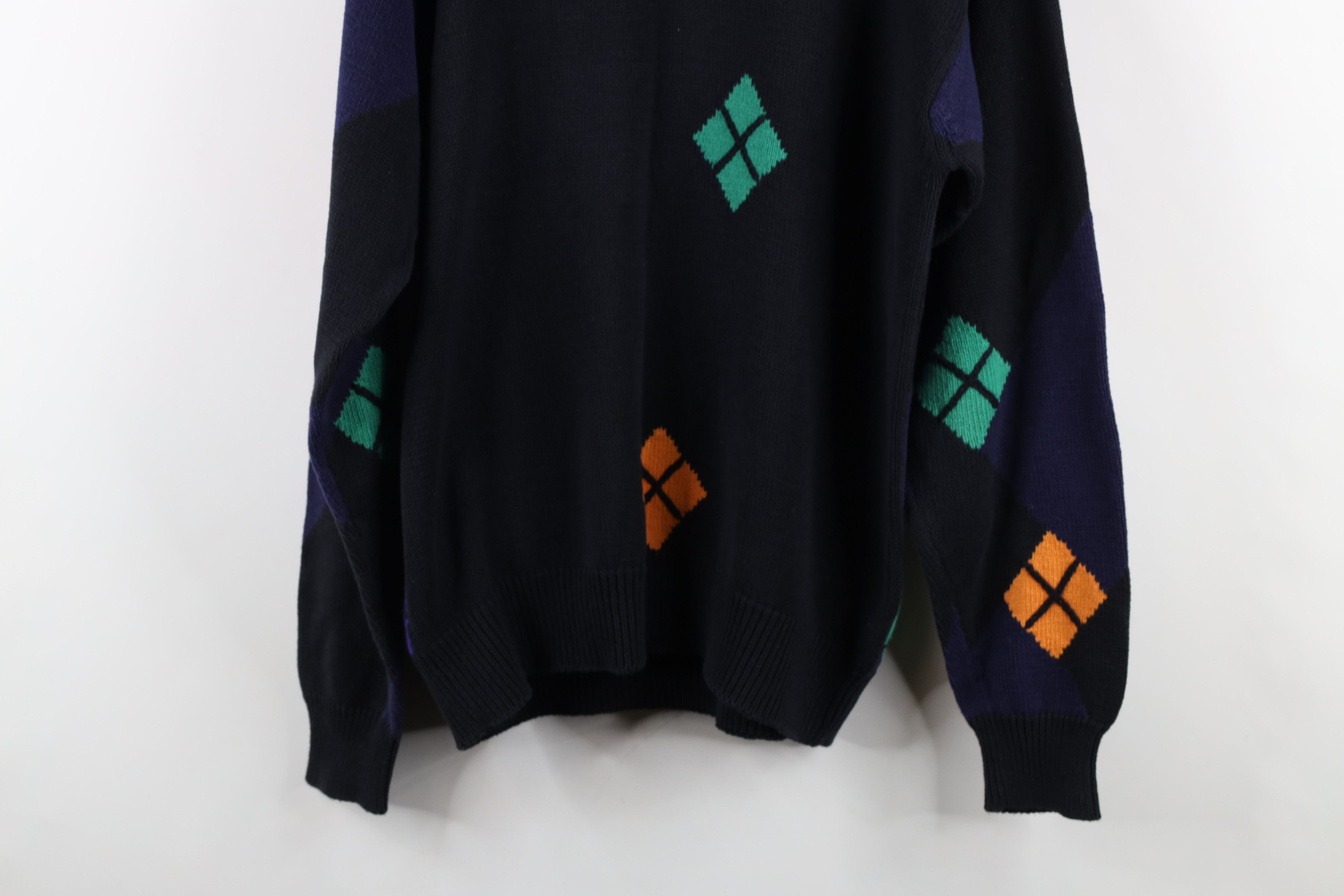 Vintage Vintage 90s Streetwear Argyle Diamond Knit Crewneck Sweater Size US L / EU 52-54 / 3 - 13 Thumbnail