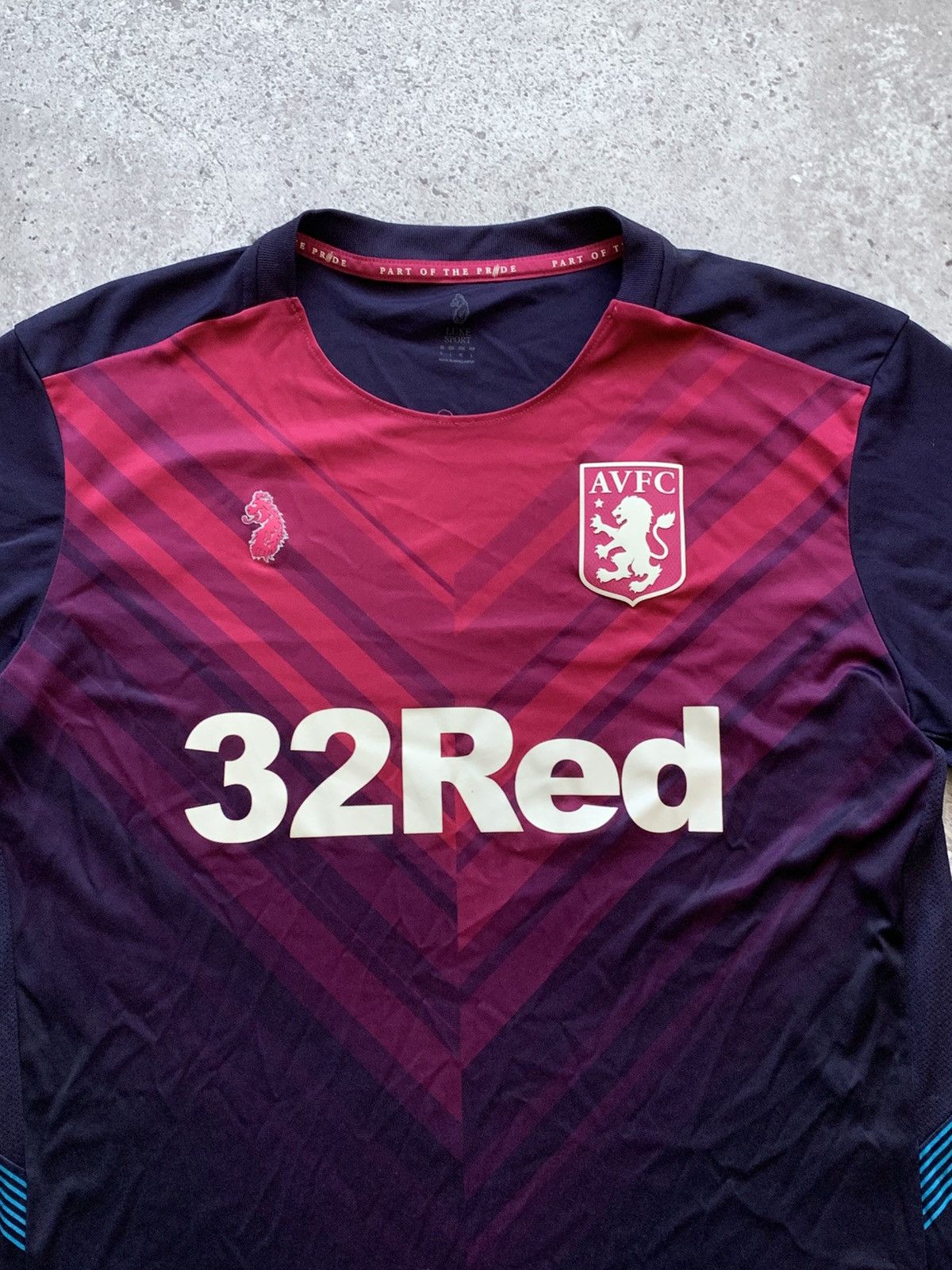 Other 🔥LUKE SPORT ASTON VILLA 2018/2019 THIRD SOCCER JERSEY Size US XL / EU 56 / 4 - 3 Thumbnail