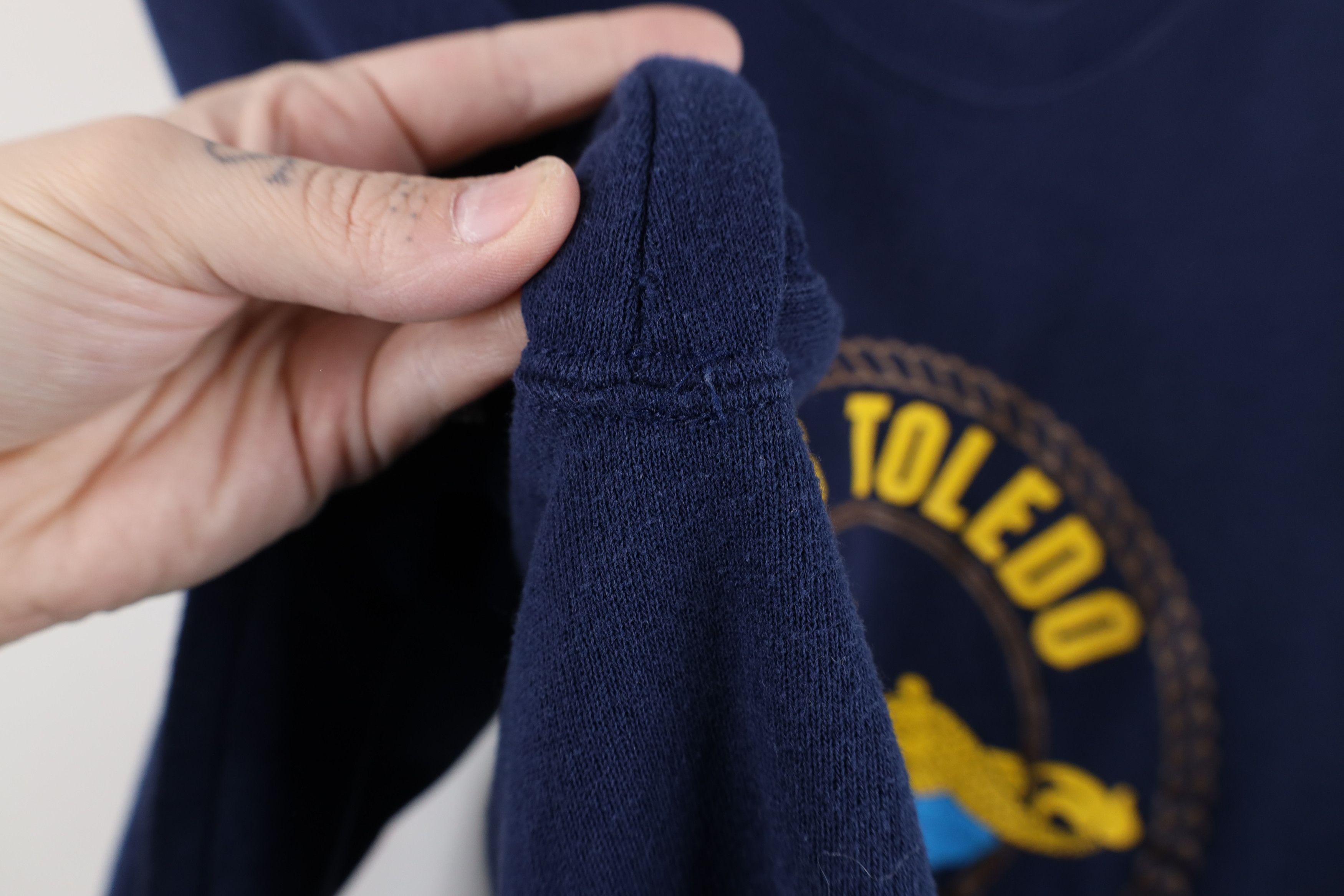 Vintage Vintage 90s Spell Out SSN 769 USS Toledo Sweatshirt Blue USA Size US L / EU 52-54 / 3 - 6 Thumbnail