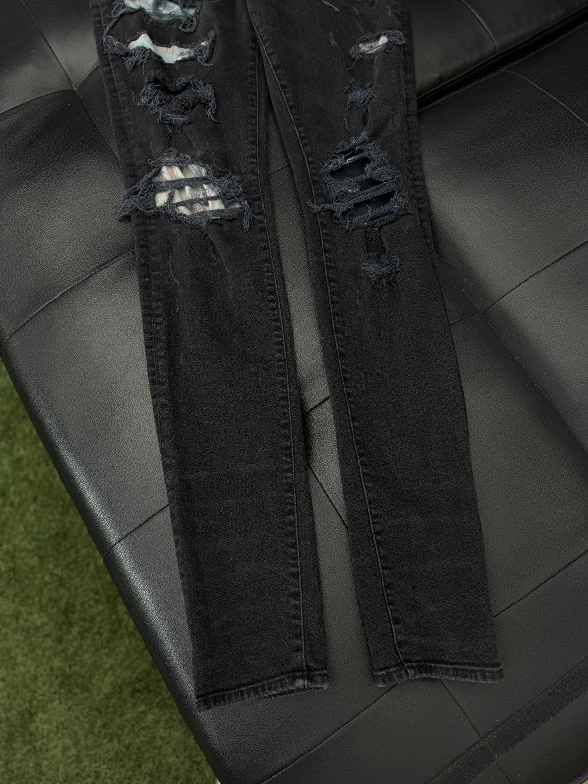 Amiri Amiri Jeans Black Colorful Patch Size 34 🧼 Size US 34 / EU 50 - 2 Thumbnail