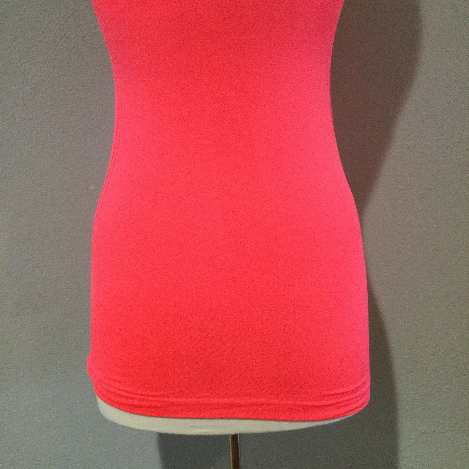 Other Bolly Queena Nylon Neon Salmon Racerback Tank Small NWOT Size S / US 4 / IT 40 - 9 Thumbnail
