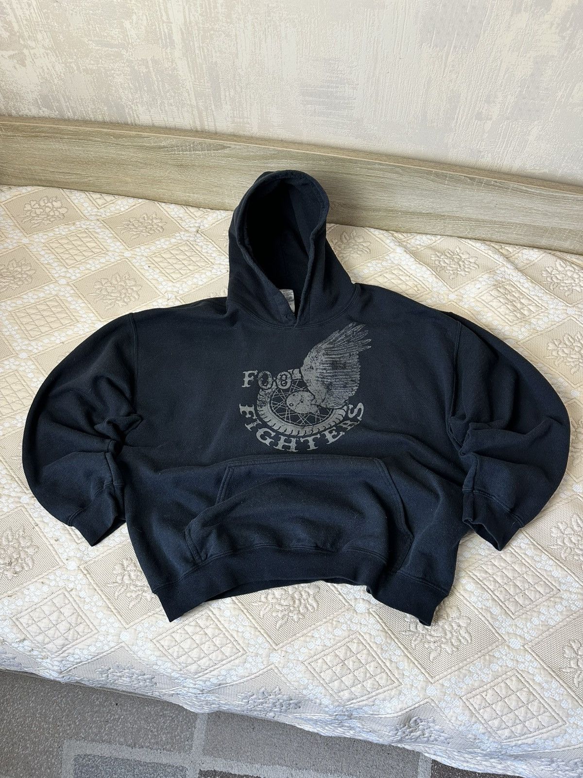 Band Tees 🔥 Foo Fighters 2010 Band Rock Hoodie Sweatshirt Vintage Y2K Size US XL / EU 56 / 4 - 1 Thumbnail