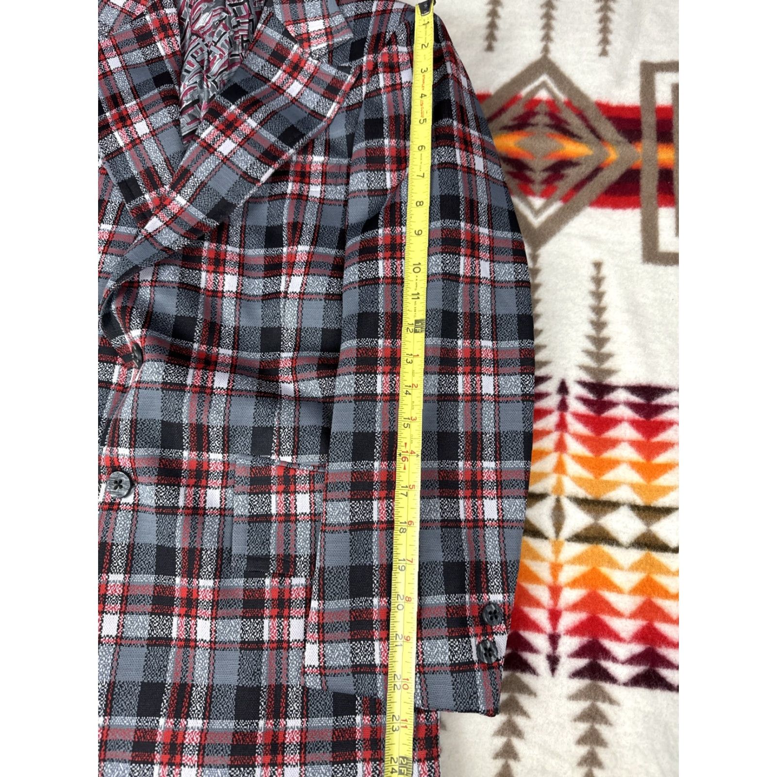 Vintage VINTAGE Bellini Plaid Blazer Sport Coat 70s Red Gray See Measurements Sz 39 Men Blazer Modern Sports 39 Gray Mens Size 40R - 6 Thumbnail