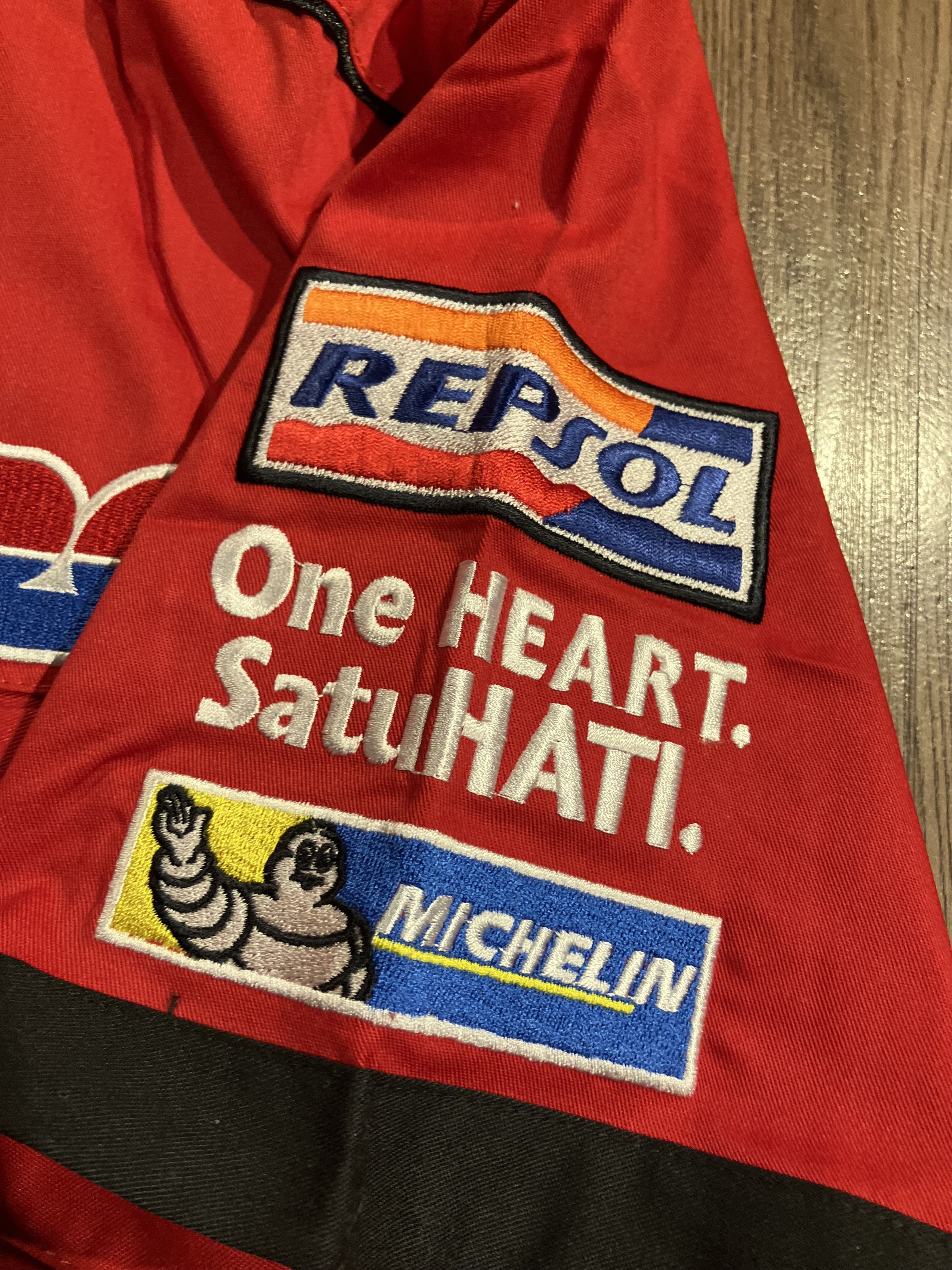 Honda Marc Marquez HRC Repsol 2017 Big 6 World Champion Workshirt Size US XL / EU 56 / 4 - 5 Thumbnail
