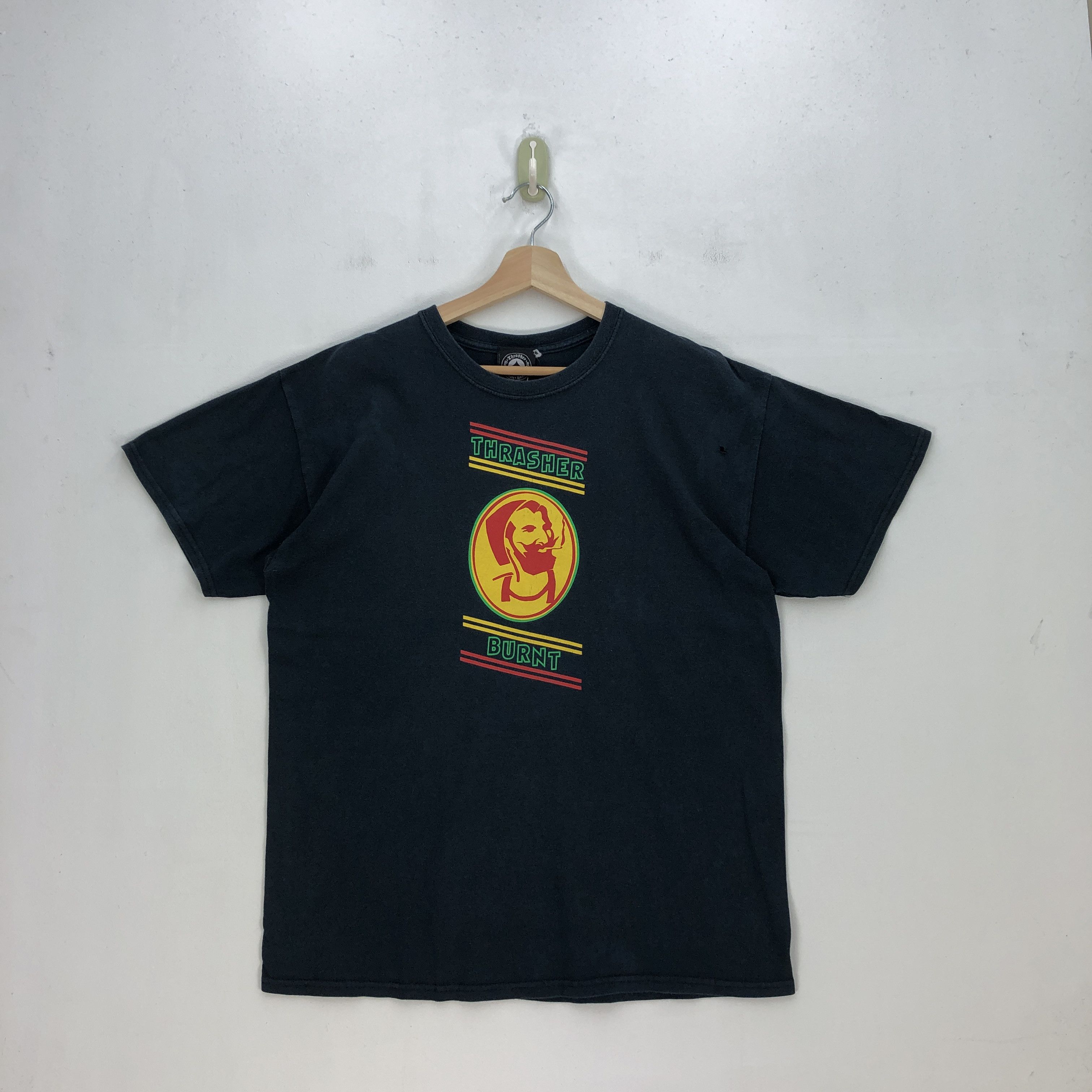 Thrasher Vintage Thrasher T Shirt Thrasher Burnt Skateboarding Tees Size US M / EU 48-50 / 2 - 1 Thumbnail